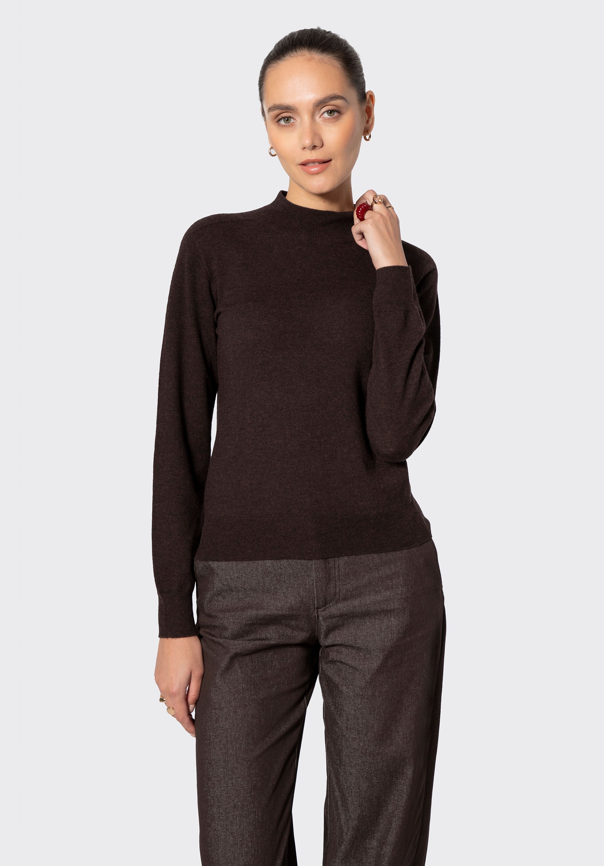 Damen-Wollpullover mit Stehkragen