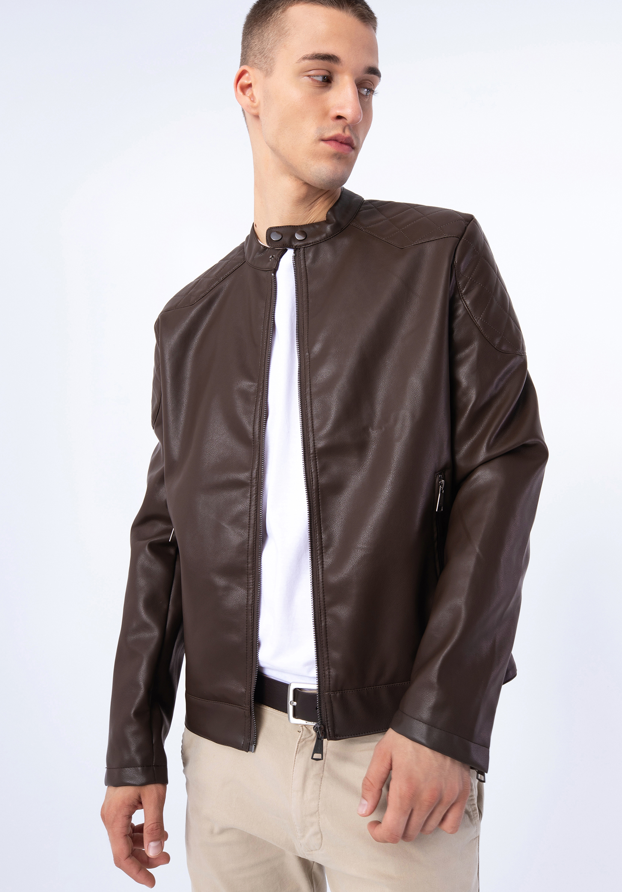 Herrenjacke aus Öko-Leder mit Steppung an den Schultern, dunkelbraun, 97-9P-155-4-L, Bild 1