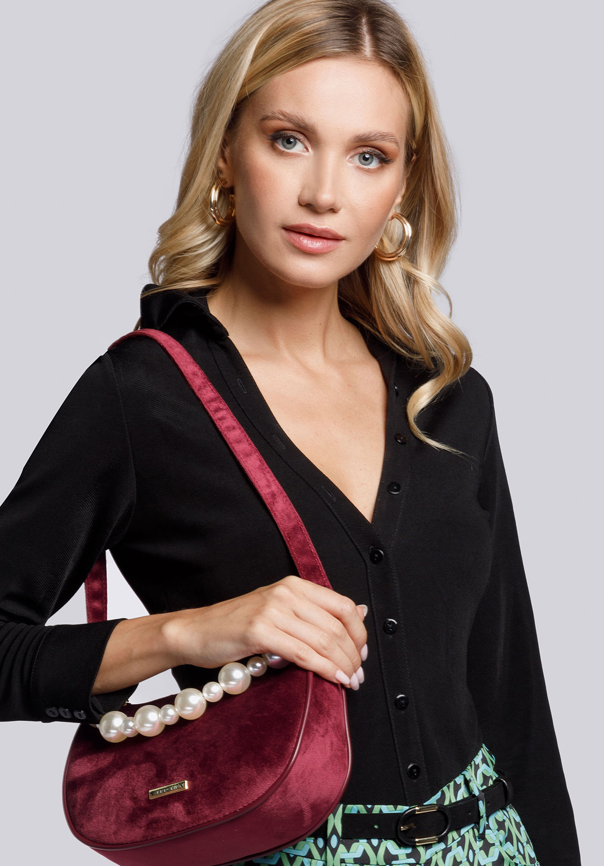 Damen-Abendtasche mit Perlen, dunkelrot, 93-4Y-433-2, Bild 1