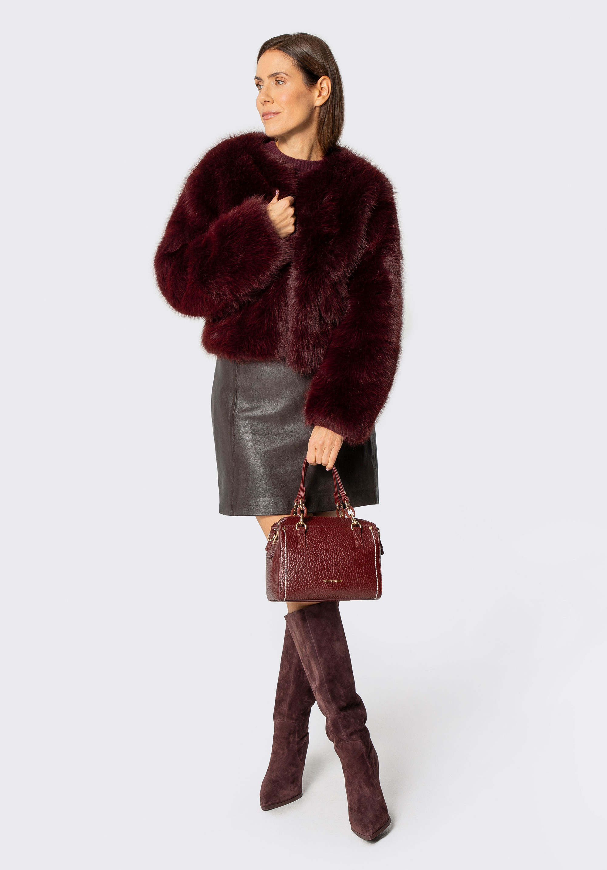 Damen-Einkaufstasche aus Kunstleder mit Kontrastnähten, dunkelrot, 101-4Y-707-3, Bild 1