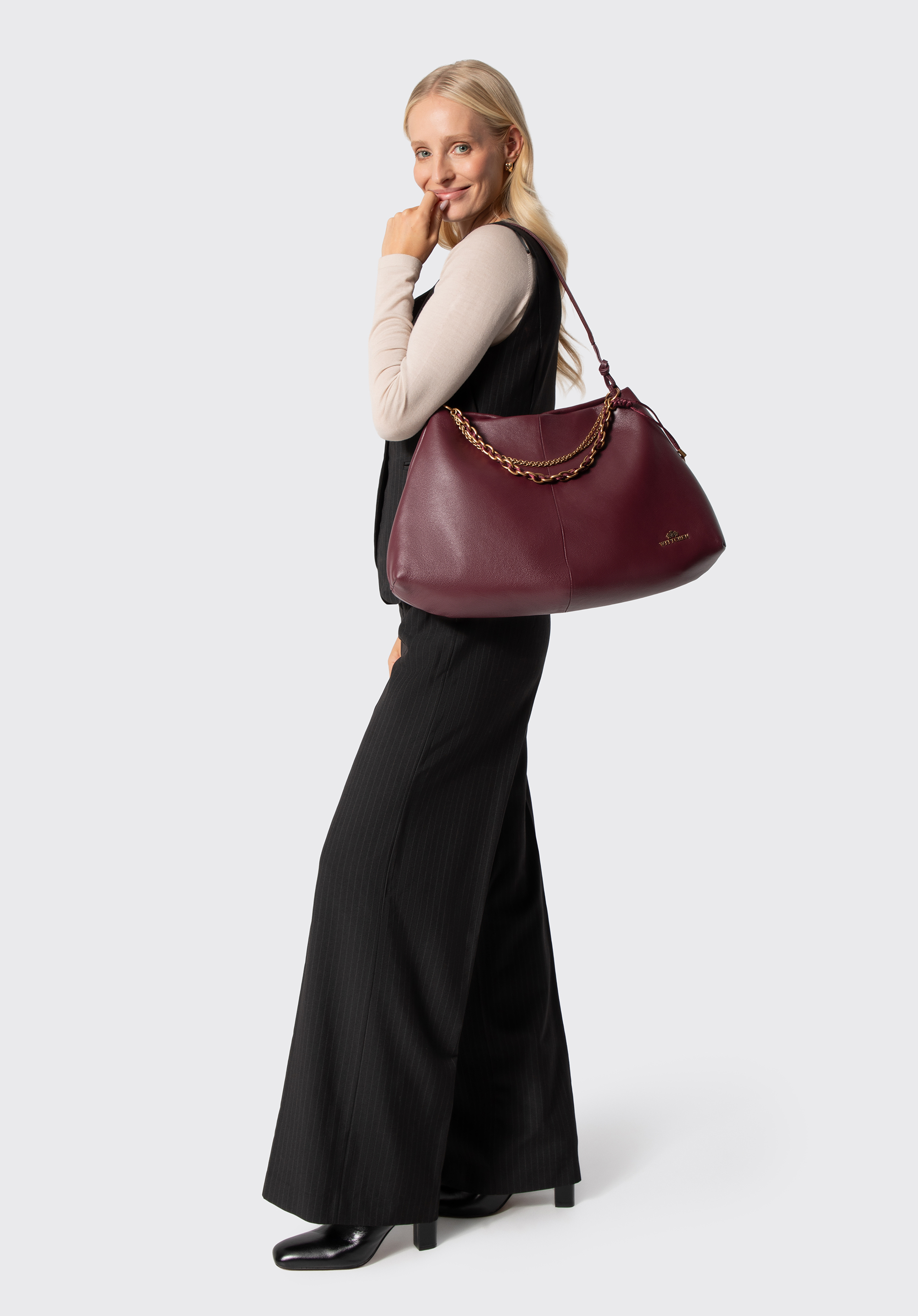 Damen-Hobo-Tasche aus Leder mit Zierketten, dunkelrot, 103-4E-602-3, Bild 1