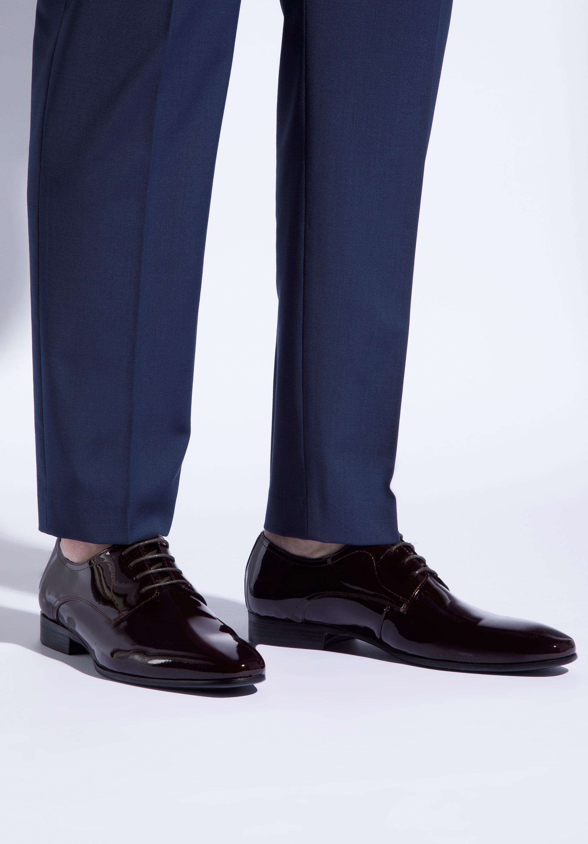 Derby-Schuhe aus Lackleder für Herren, dunkelrot, 96-M-502-3-43, Bild 1