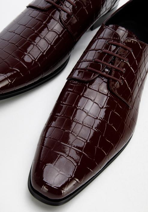 Derby-Schuhe aus Lackleder in Kroko-Optik, dunkelrot, 96-M-519-1C-45, Bild 8
