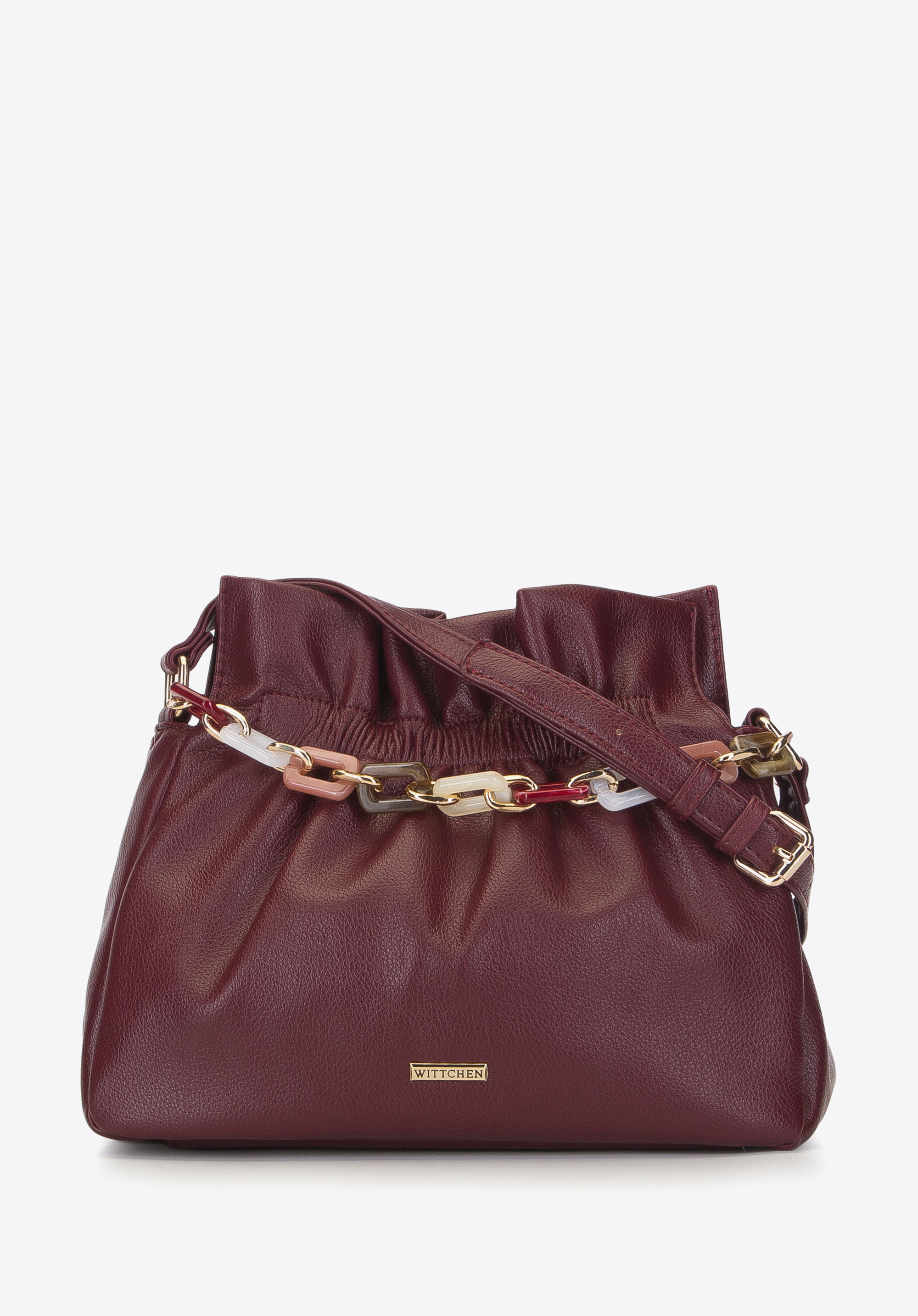 Kleine Beuteltasche mit Kette