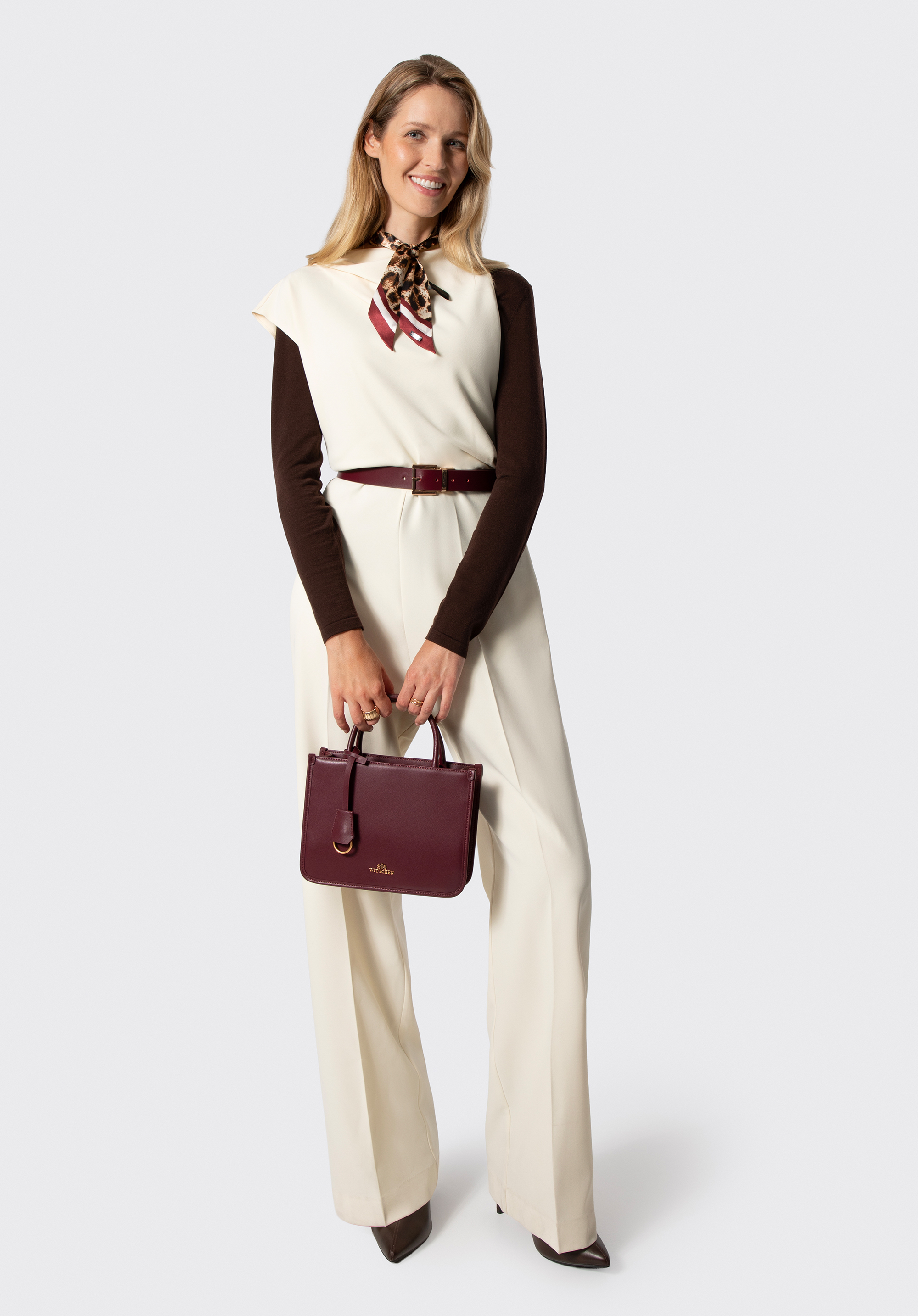 Ledertasche für Damen mit abnehmbarem Riemen, dunkelrot, 103-4E-621-3, Bild 1
