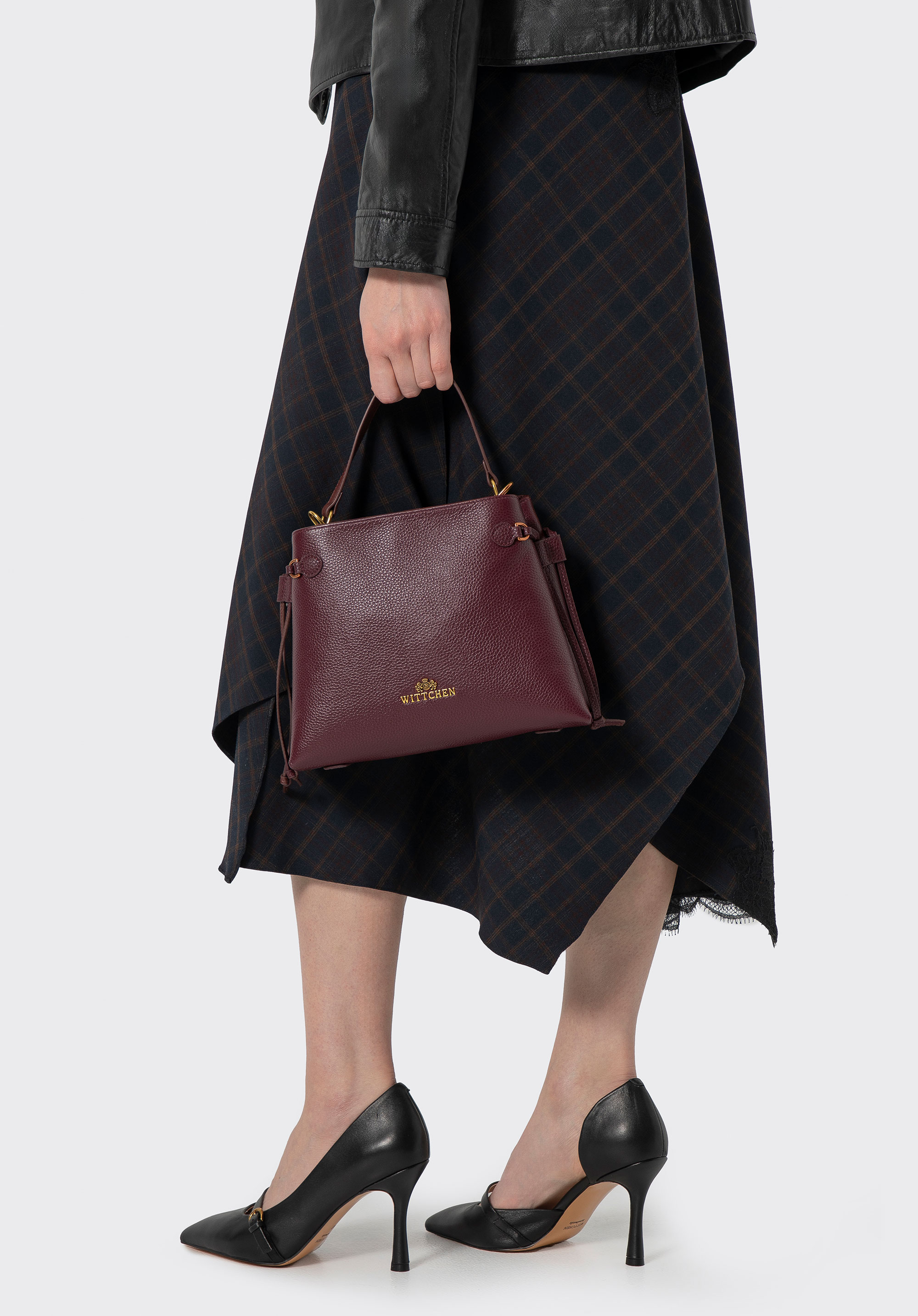 Ledertasche für Damen mit Quasten, dunkelrot, 102-4E-212-3, Bild 1