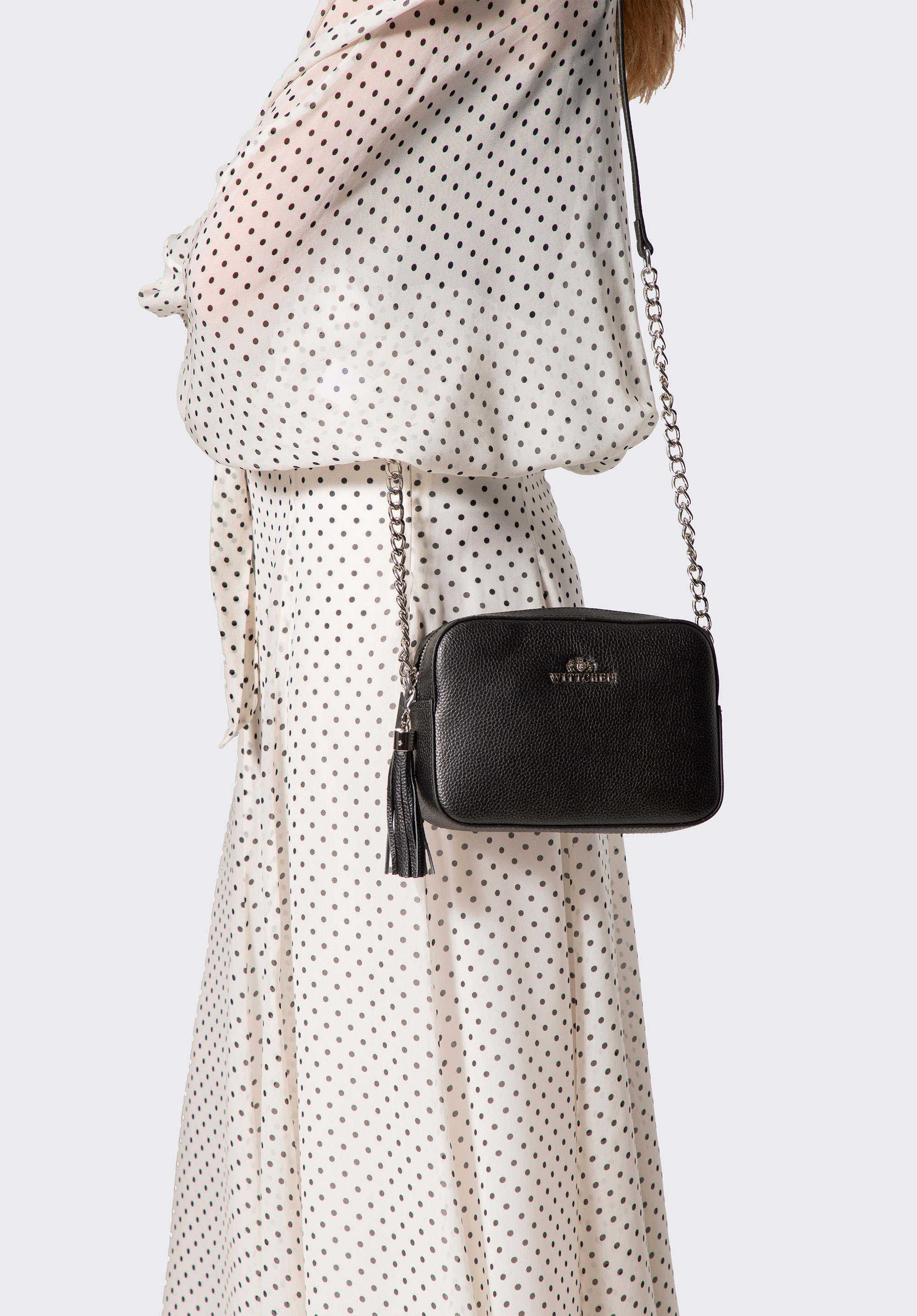 Bőr crossbody táska fekete-ezüst