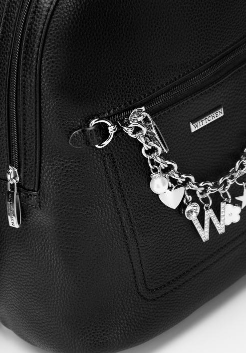 Női műbőr hátizsák dekoratív lánccal, fekete ezüst, 98-4Y-505-1S, Fénykép 4