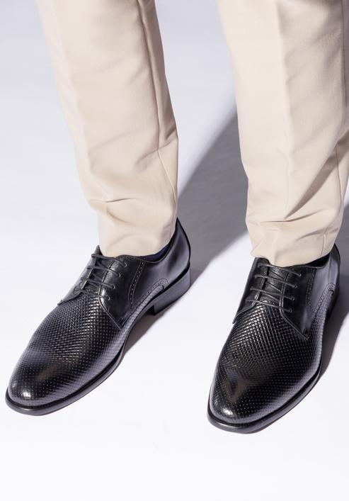 Férfi bőr derby cipő fonott mintás orrall, fekete, 95-M-505-1-40, Fénykép 15
