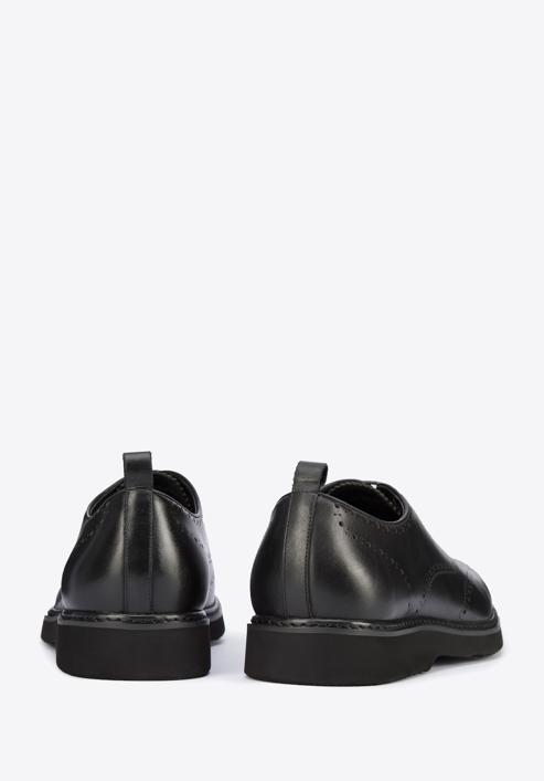Férfi oxford cipő lyukacsos díszítéssel és könnyű talppal, fekete, 95-M-507-1-41, Fénykép 4