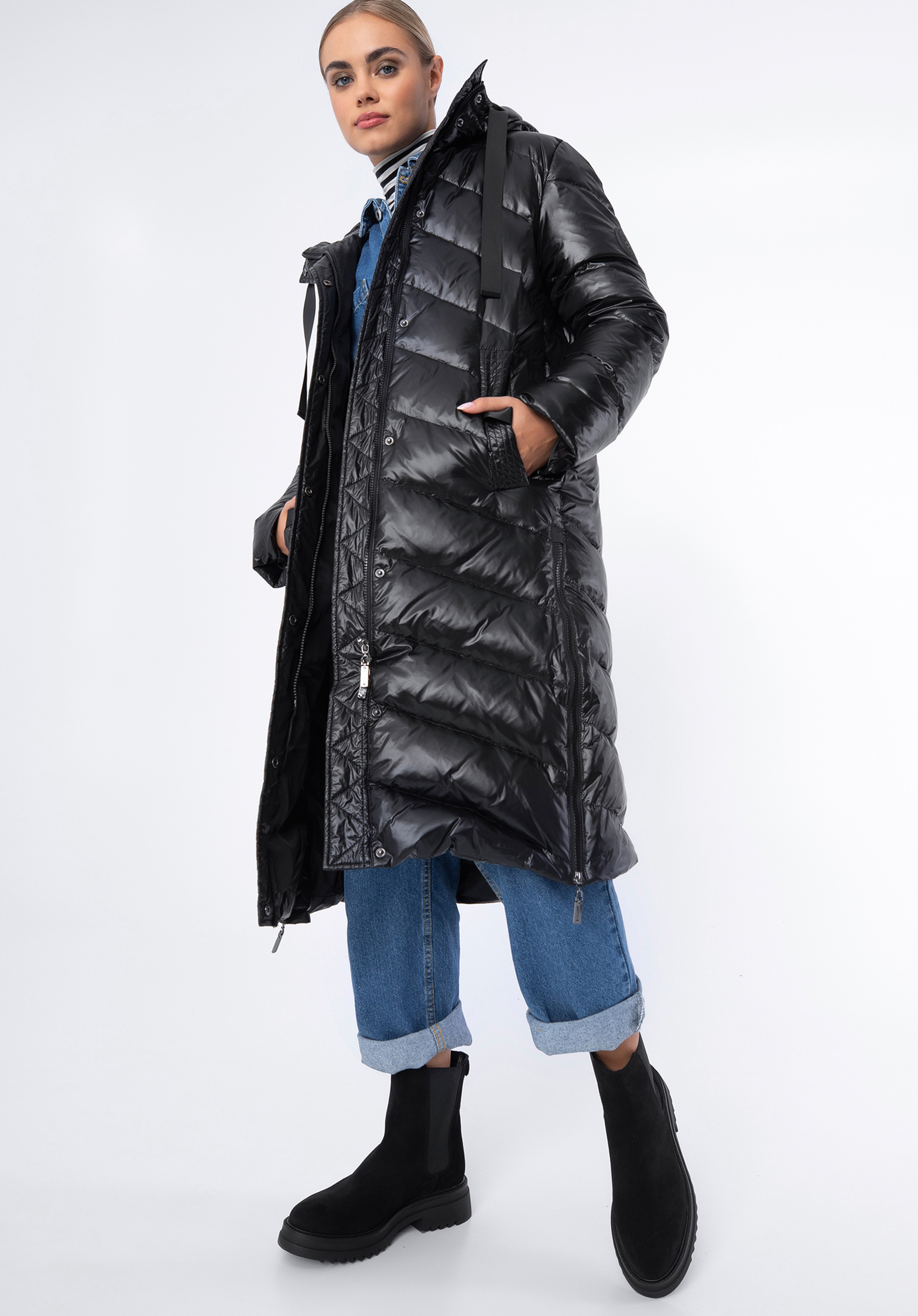 Női hosszú nylon steppelt kabát
