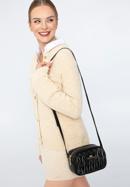 Női bőr crossbody táska fodrokkal, fekete, 97-4E-603-3, Fénykép 15