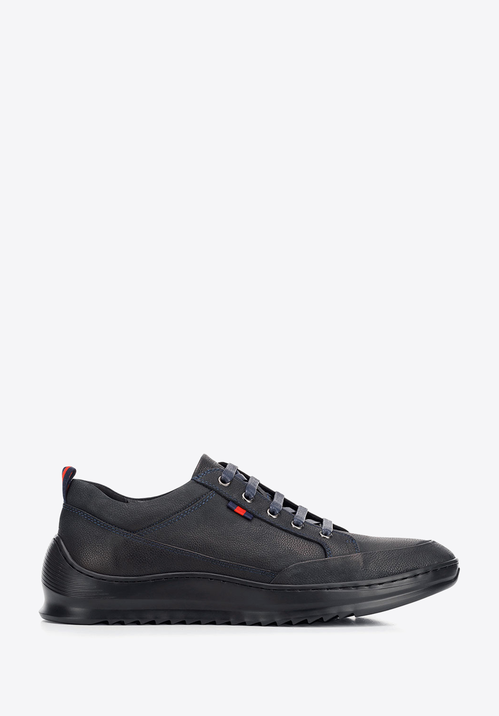 Férfi sneakers nubuk bőrből vastag talppal