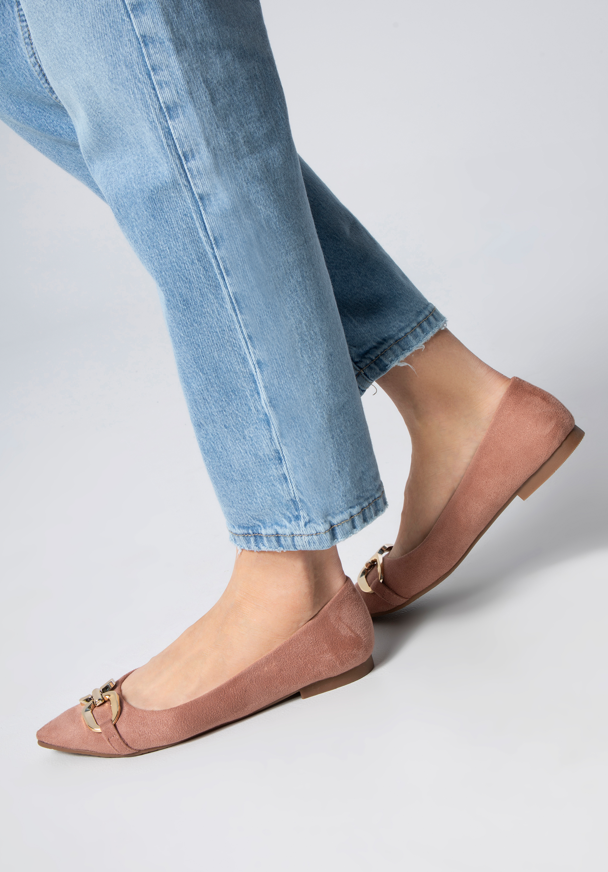 Ballerinas aus Ecosuede mit Schnallenverzierung, gedämpftes rosa, 98-DP-203-P-37, Bild 1