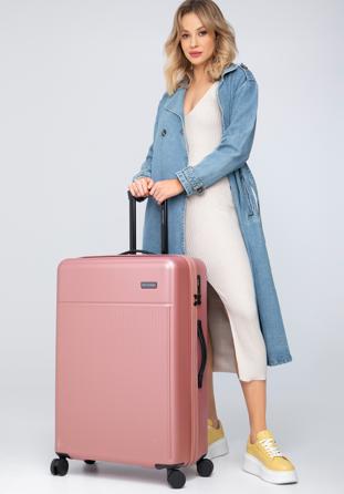 Großer Koffer aus ABS-Material mit vertikalen Riemen, gedämpftes rosa, 56-3A-803-34, Bild 1