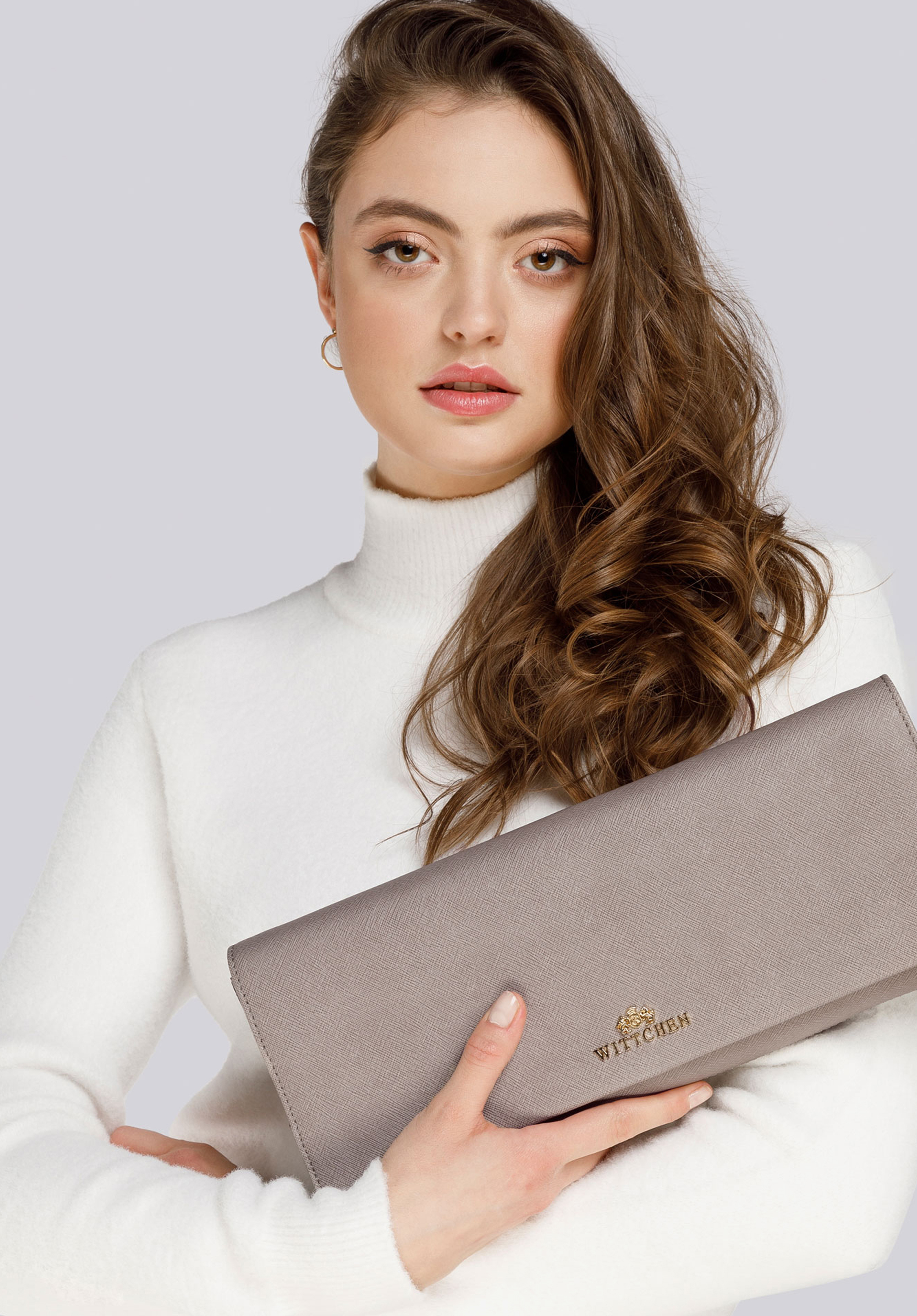 Clutch aus Leder mit Magnetverschluss, grau, 83-4-482-9, Bild 1