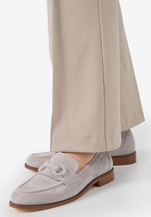 Damen-Leder-Loafer mit dezenter Schnalle, grau, 100-D-105-8-40, Bild 1