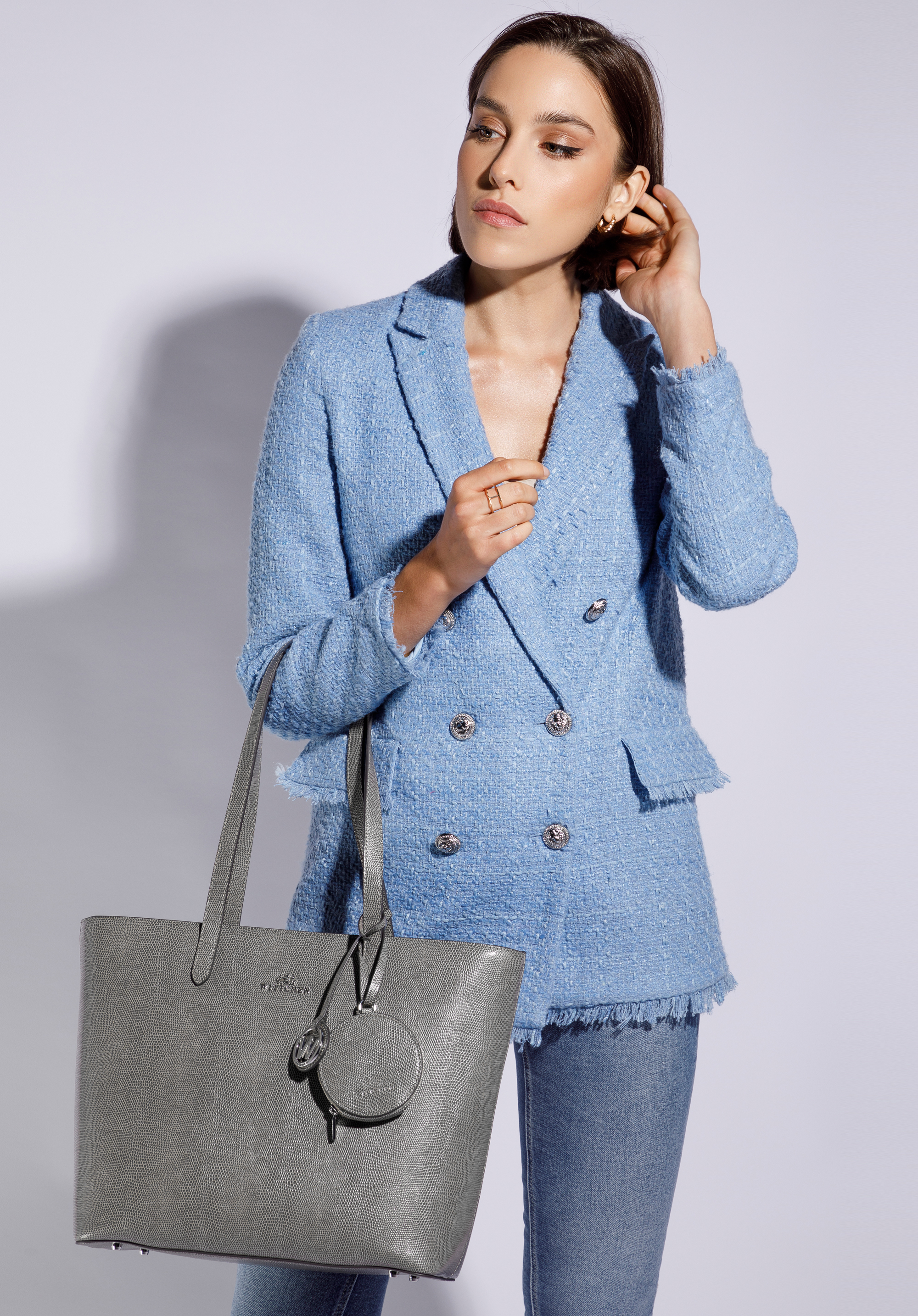 Klassische Shopper-Tasche aus Leder mit Etui und Schlüsselring, grau, 95-4E-612-8, Bild 1