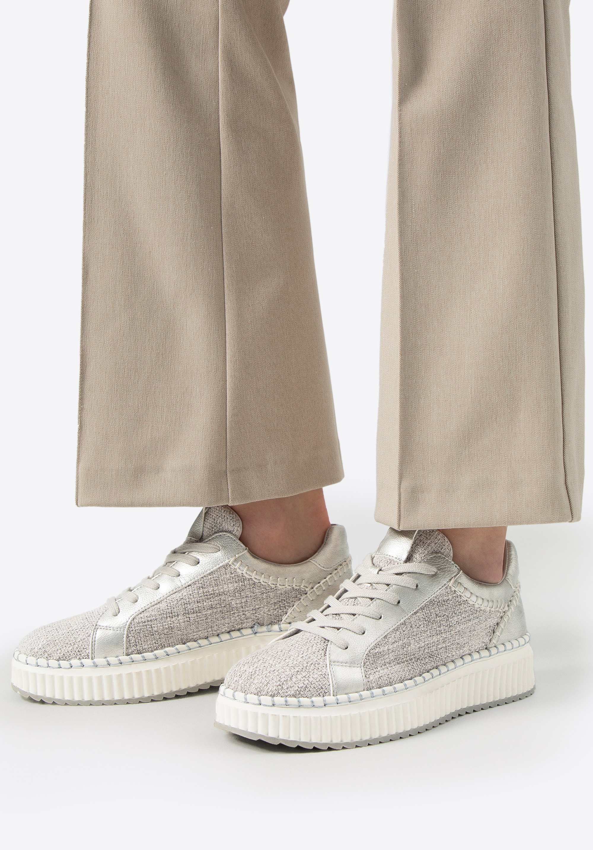 Damen-Sneaker aus Textil und Ökoleder, grau-silber, 100-DP-405-8-39, Bild 1