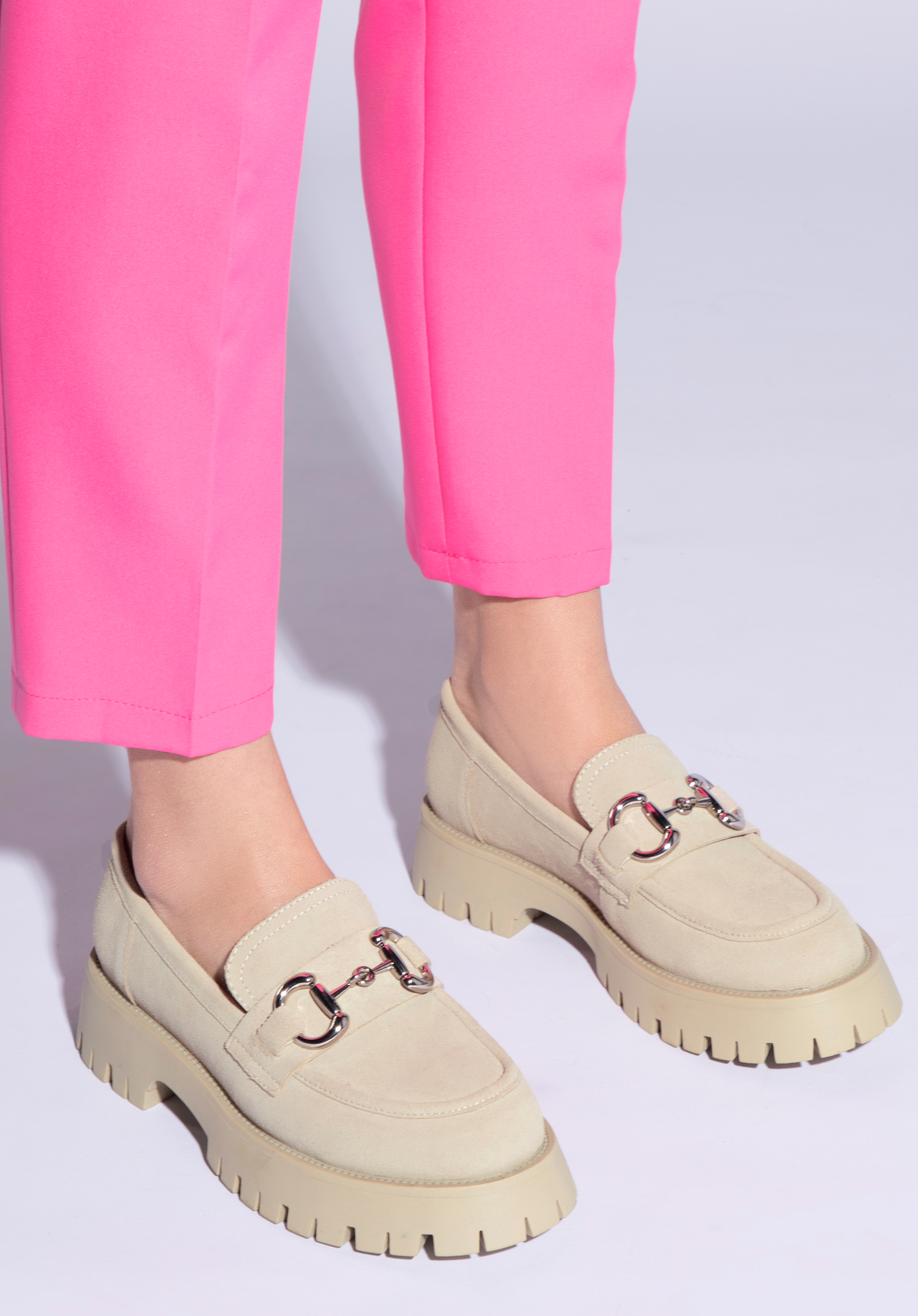 Plateau-Mokassins für Damen aus Wildleder mit Schnalle, hellbeige, 96-D-954-9-39, Bild 1