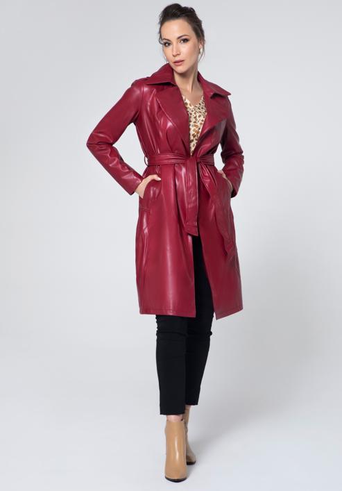 Trenchcoat für Damen aus Öko-Leder, himbeerrot, 95-9P-103-1-M, Bild 1