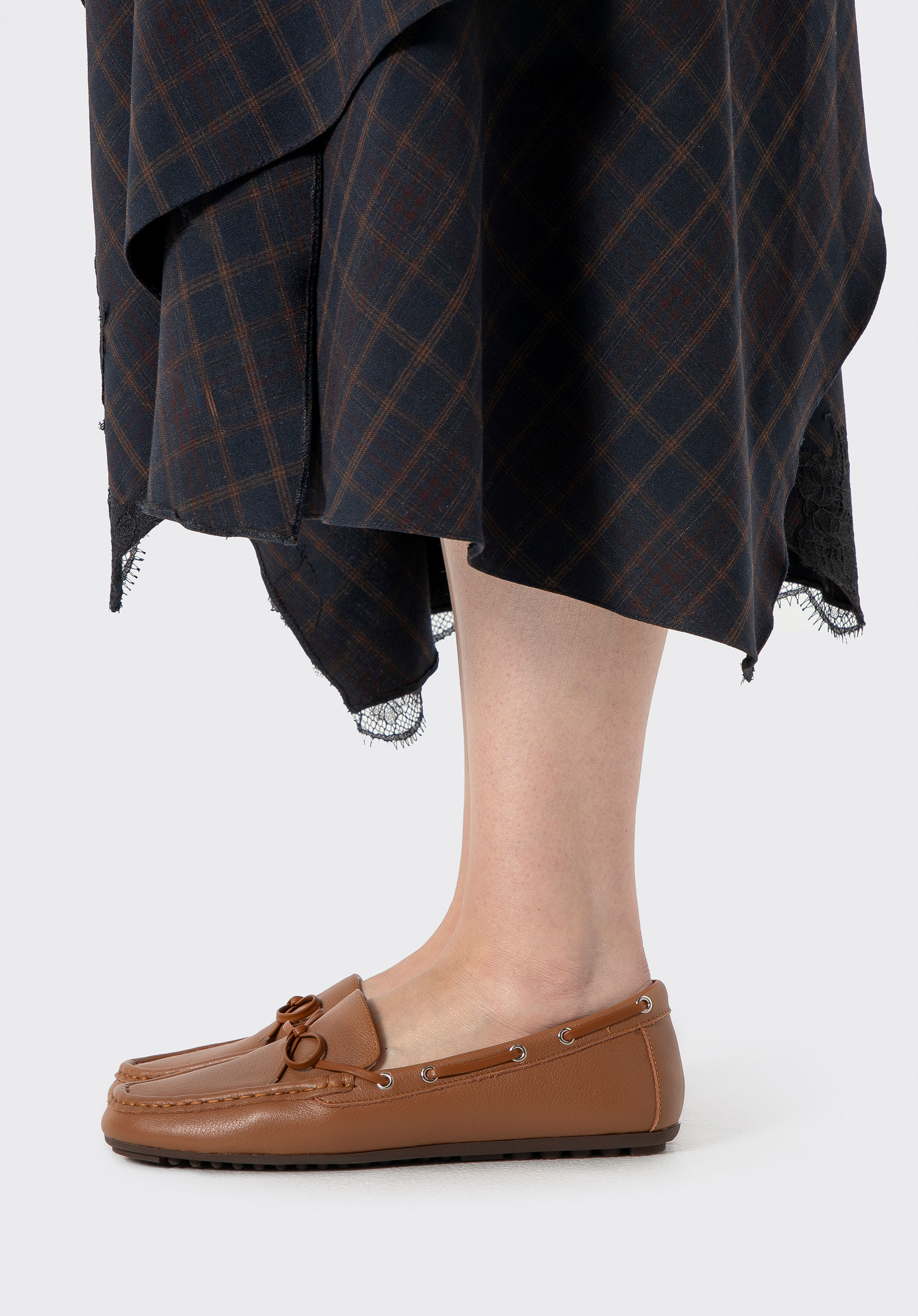 Dámské mokasíny z přírodní kůže s ozdobnou kravatou, hnědá, 100-D-503-4-36, Obrázek 1