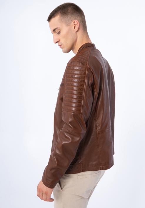 Pánská kožená bunda se stojáčkem na knoflíky a prošíváním, hnědá, 97-09-850-1-XL, Obrázek 17