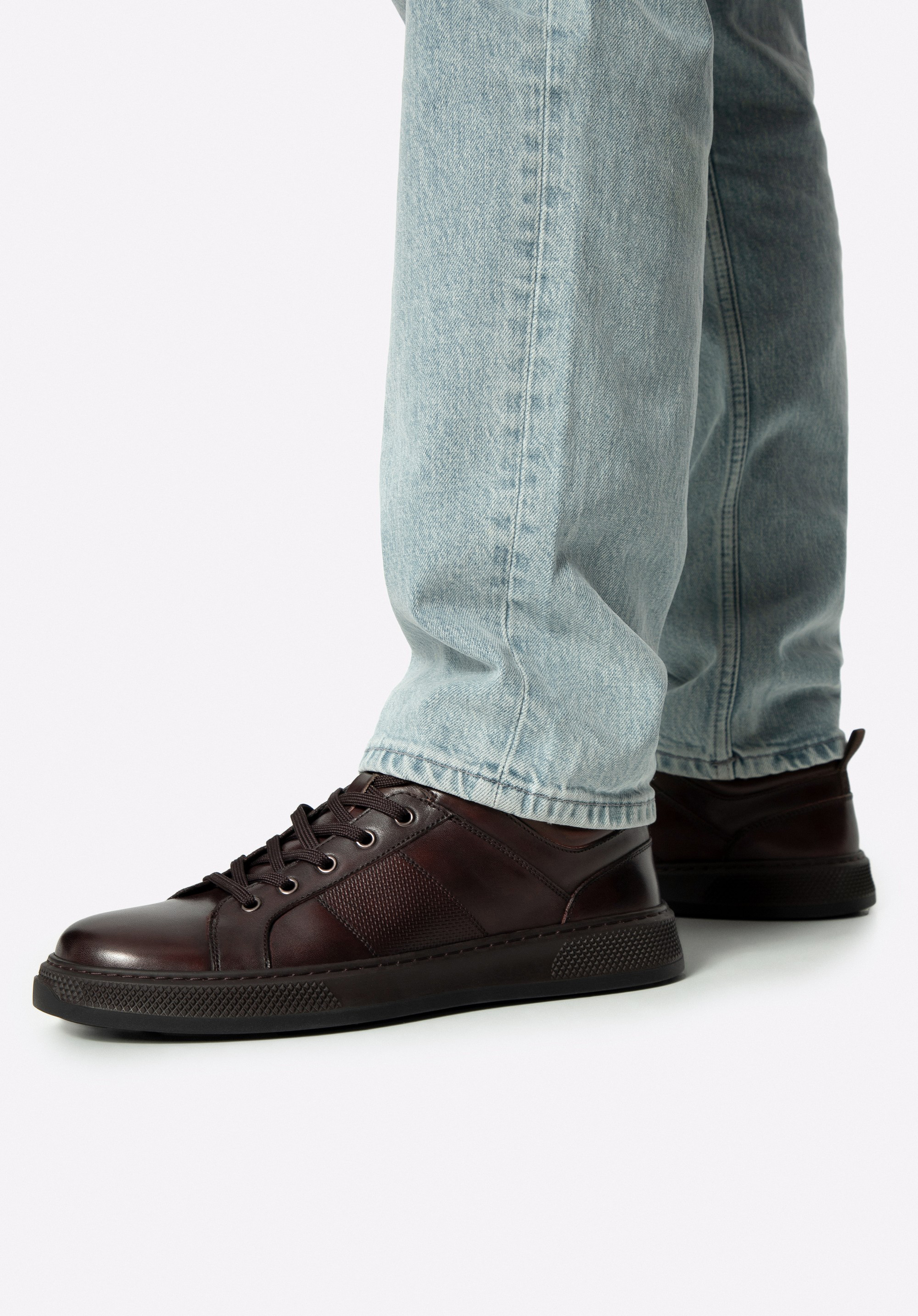 Pánské kožené tenisky na šněrování, hnědá, 99-M-710-4-39, Obrázek 1