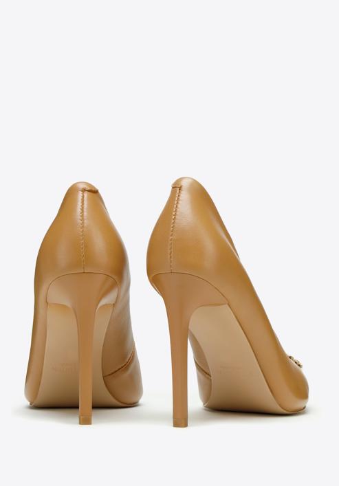 Pantofi din piele cu toc stiletto cu detaliu de cataramă strălucitor, maro, 97-D-517-0-41, Fotografie 4