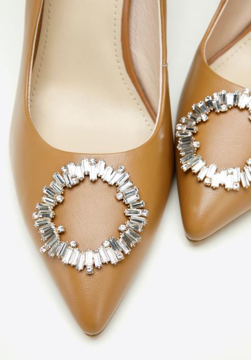 Pantofi din piele cu toc stiletto cu detaliu de cataramă strălucitor, maro, 97-D-517-5-39, Fotografie 7