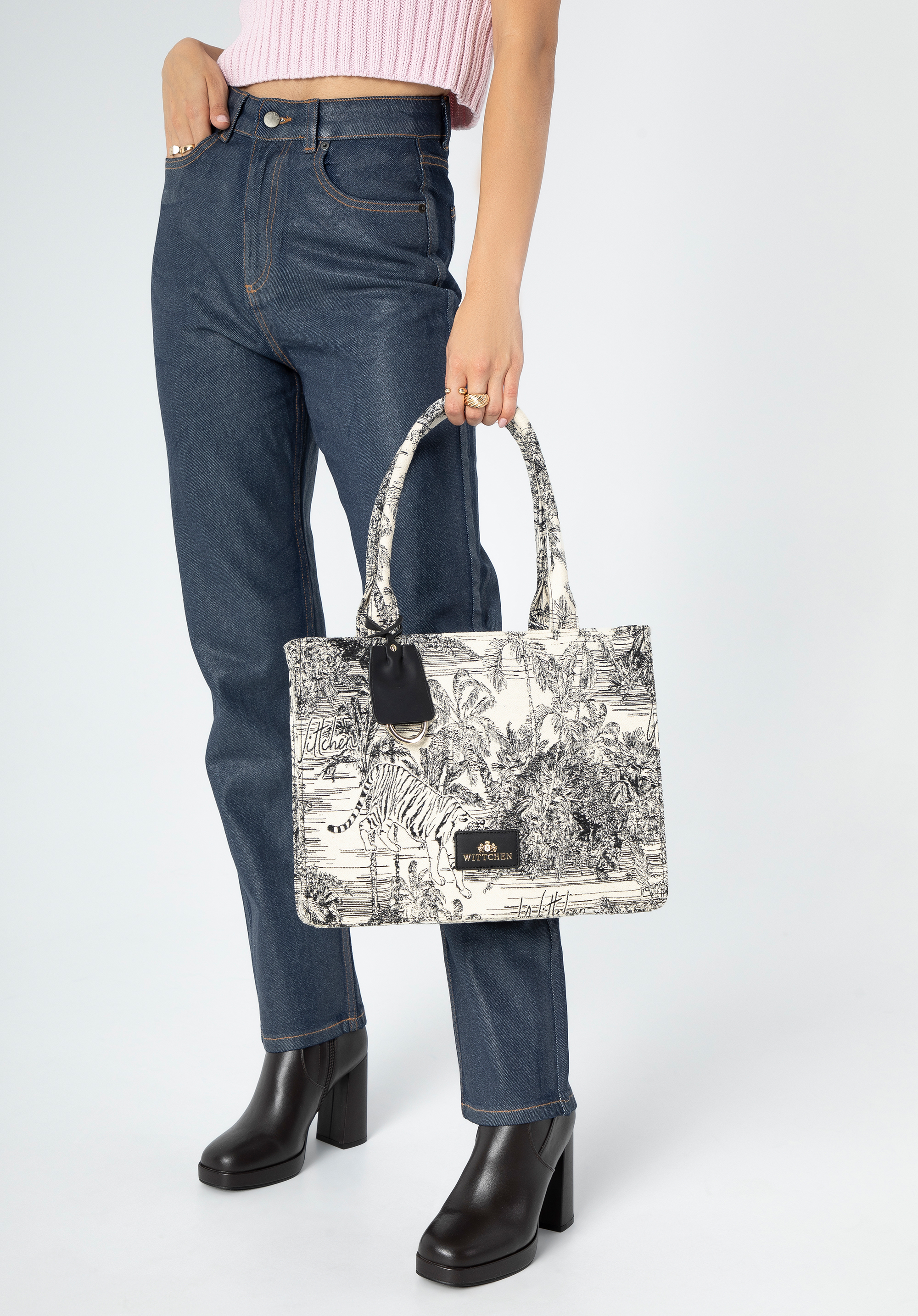 Geantă shopper damă jacquard cu ciucuri, negru-crem, 99-4E-501-X2, Fotografie 1