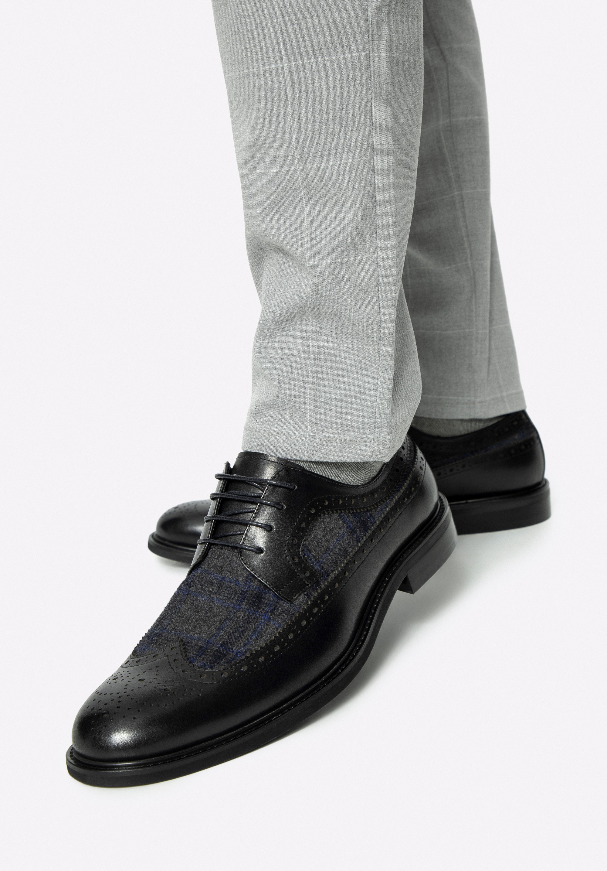 Derby pentru bărbați cu inserții herringbone, negru, 99-M-520-1-43, Fotografie 1