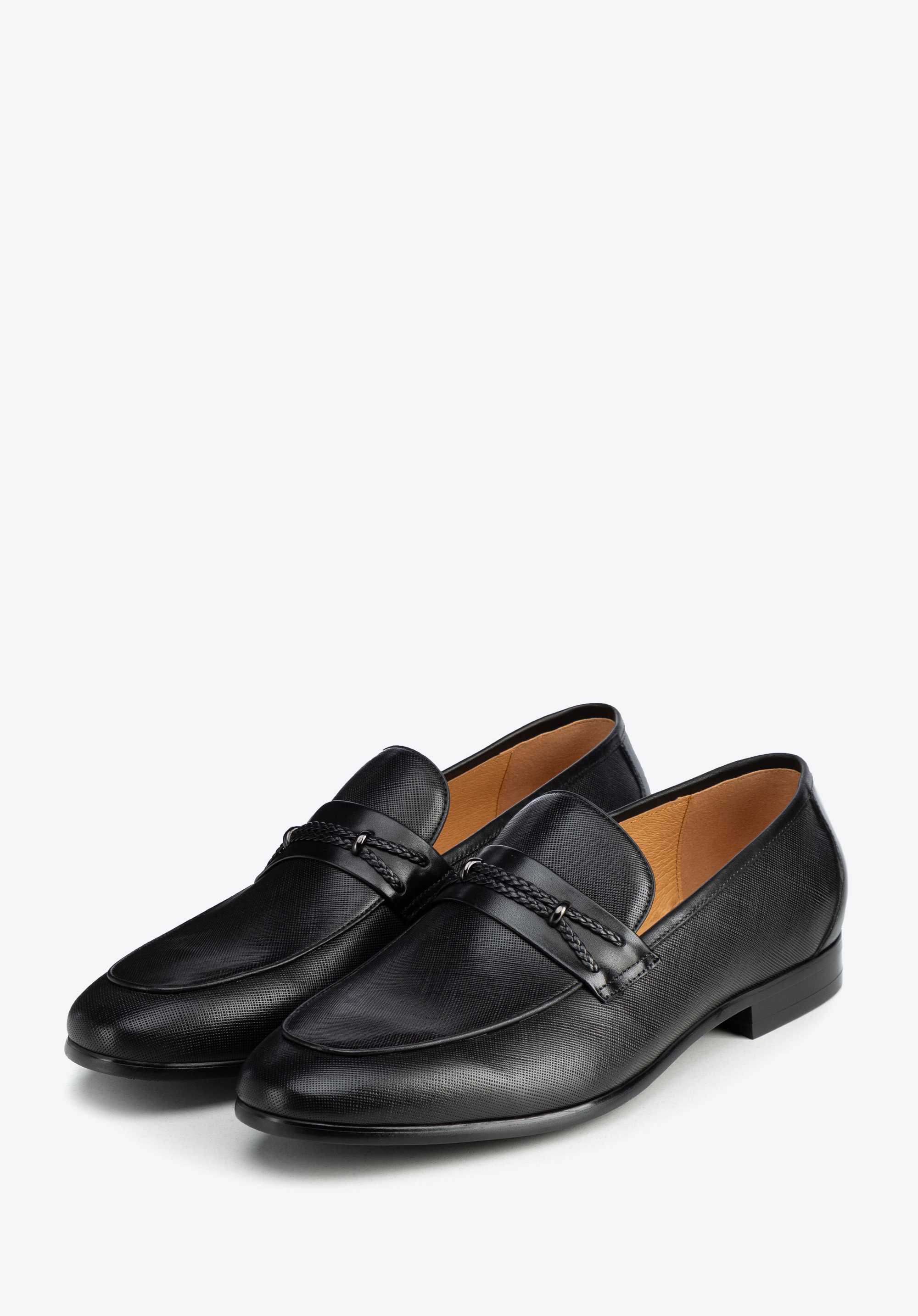 Mocasini bărbătești din piele cu împletitură decorativă