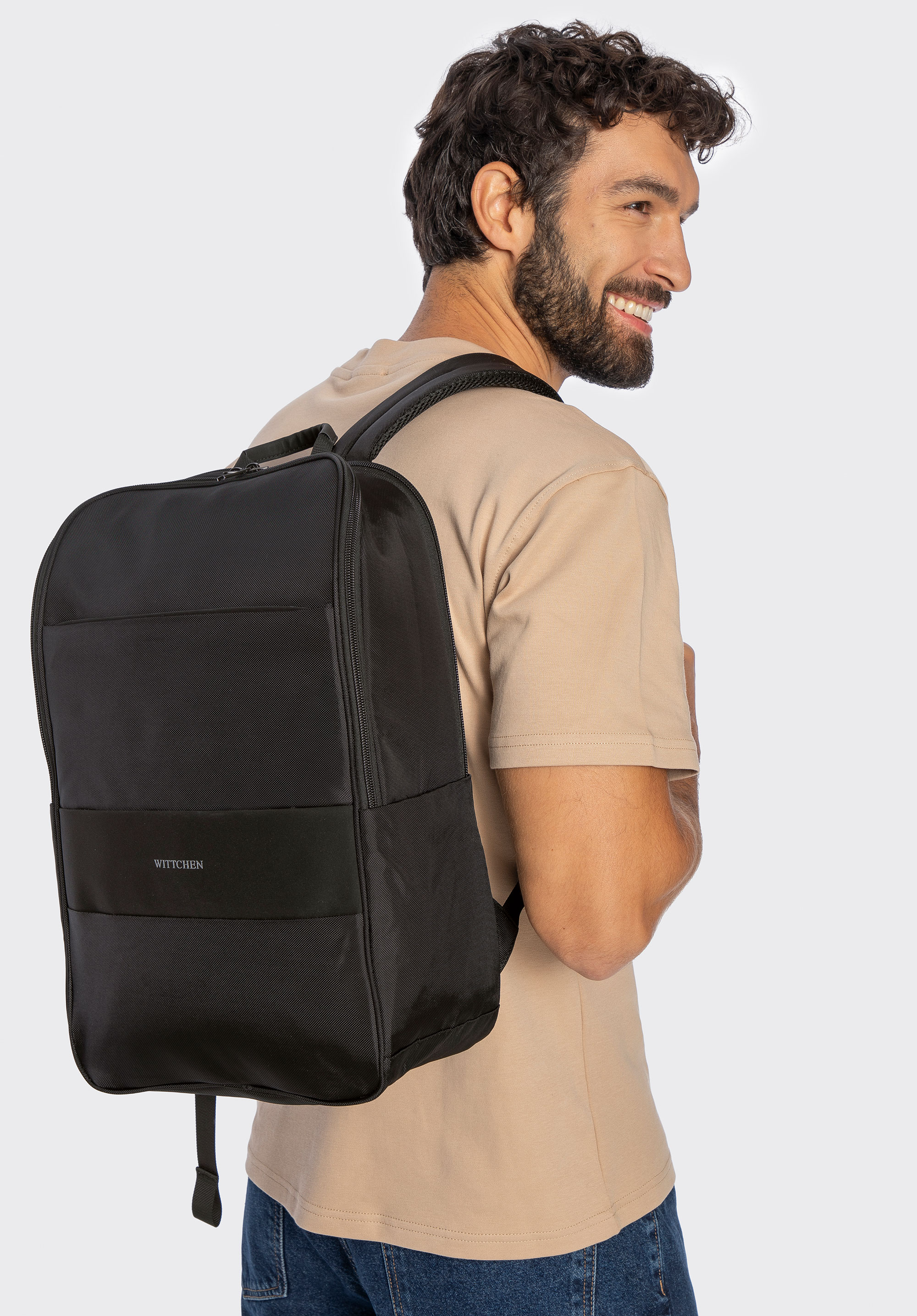 Rucsac pentru laptop de 15,6” pentru bărbați, cu clapă rotunjită – perfect pentru călătoriile cu avionul, negru, 29-3P-223-1, Fotografie 1