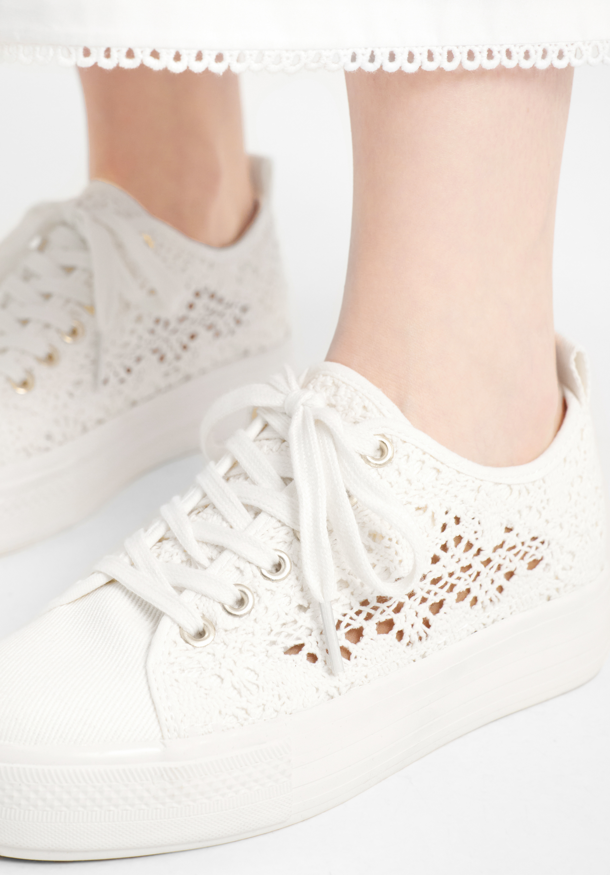 Pantofi sport de damă perforaţi, nuanță de alb, 100-DP-802-9-37, Fotografie 3