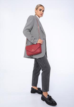 Damen-Tasche mit Überschlag aus gestepptem Leder, rot, 97-4E-029-3, Bild 1