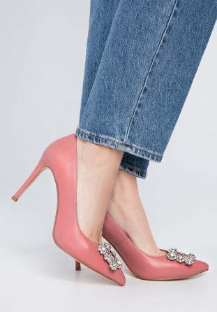 Dekoratív csatos bőr tűsarkú cipő, rózsaszín, 98-D-950-P-37, Fénykép 1
