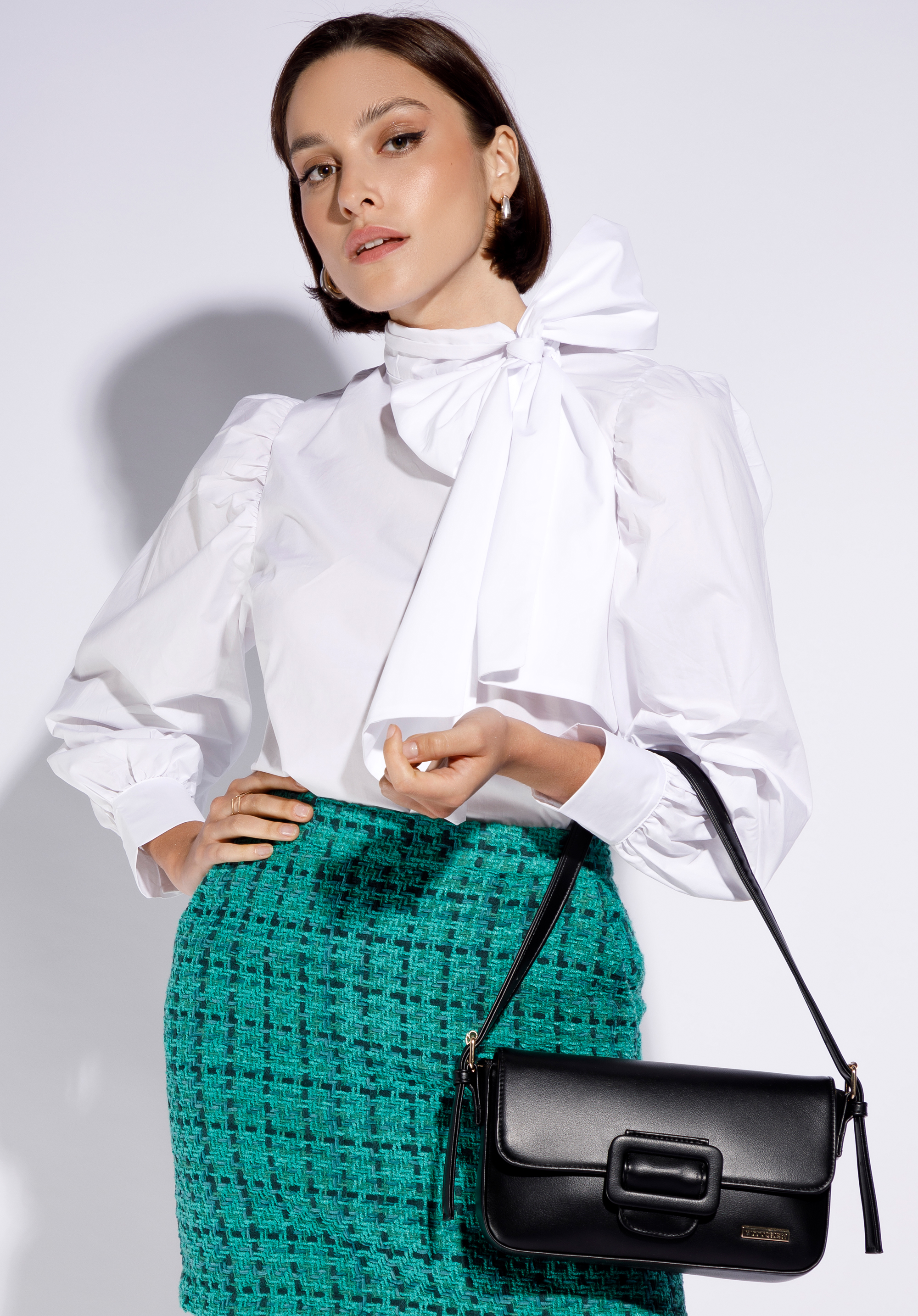 Baguette-Tasche für Damen aus Öko-Leder mit Schnalle, schwarz, 95-4Y-421-1, Bild 1