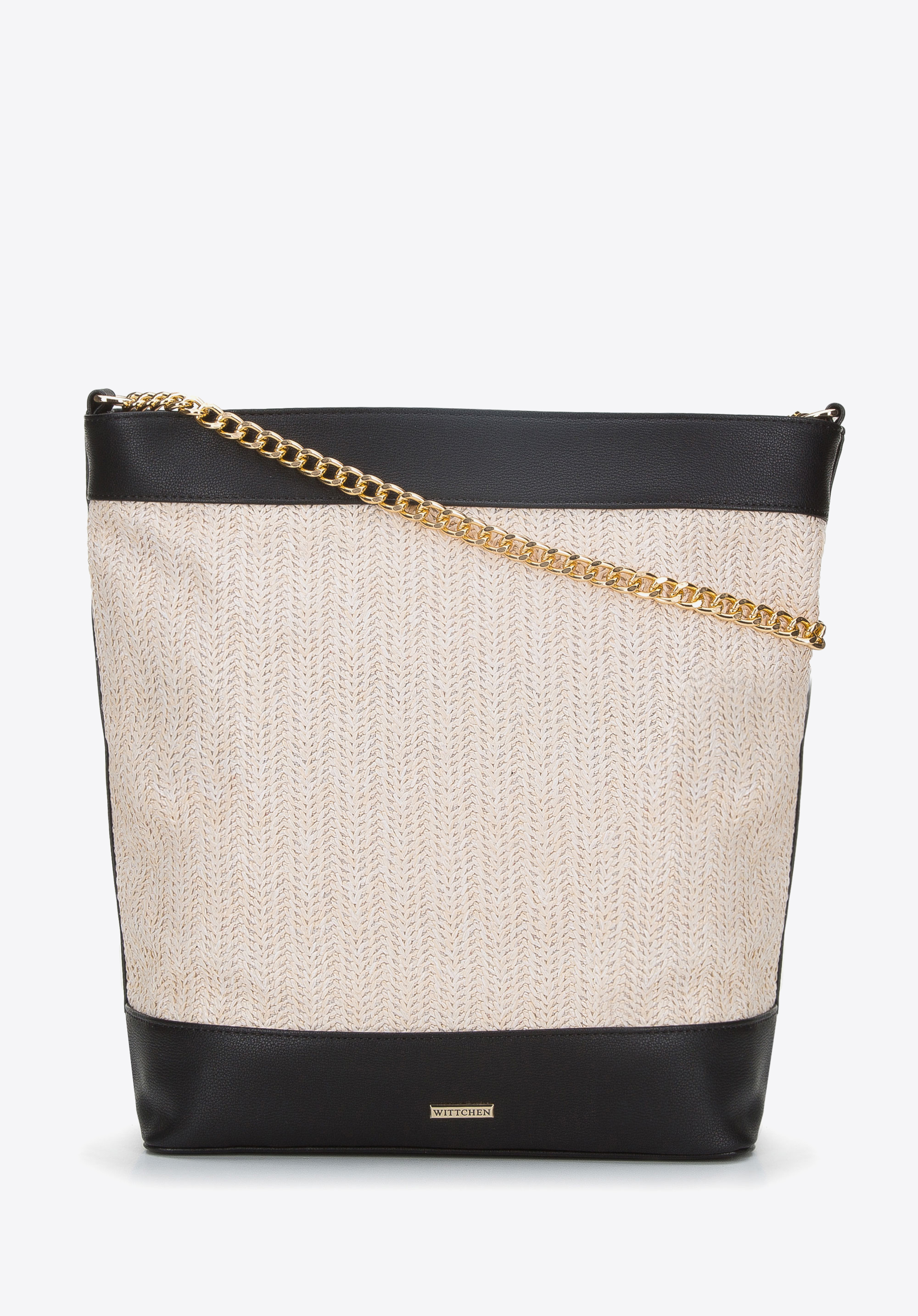 Beuteltasche mit Geflechtmuster und Kette