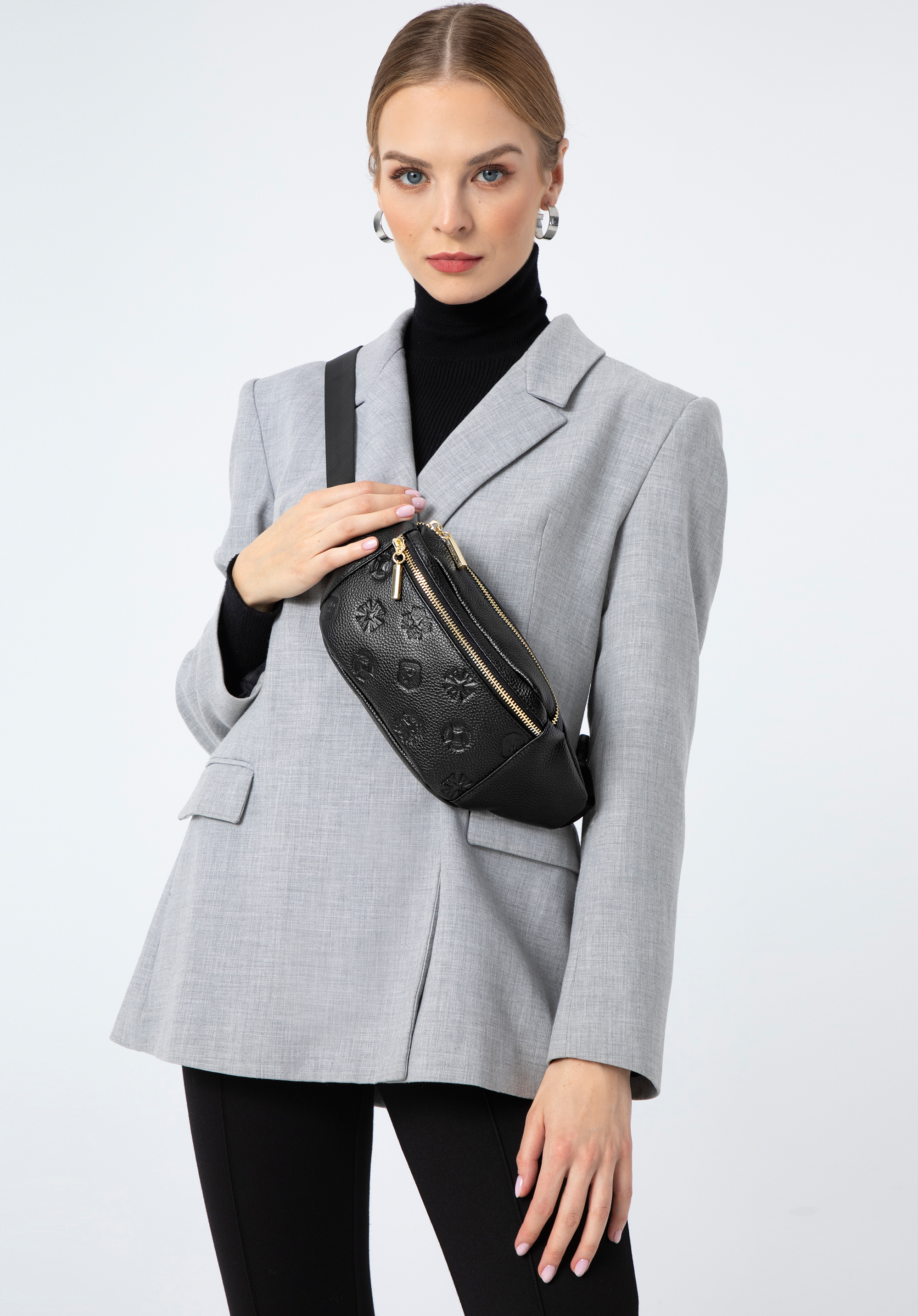 Gürteltasche für Damen aus Leder mit Monogramm, schwarz, 97-3E-633-1, Bild 1