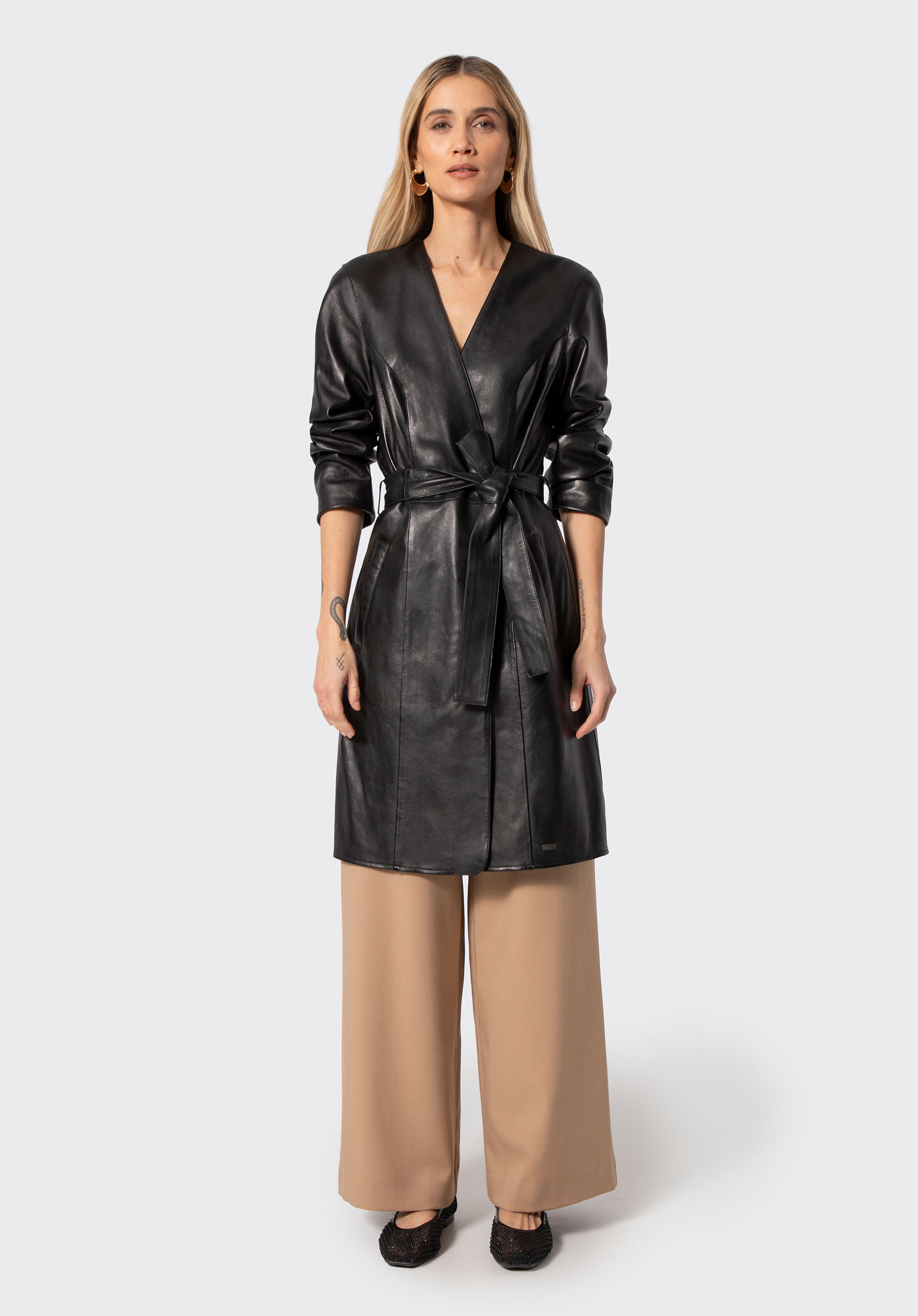 Damen-Ledermantel mit Gürtel, schwarz, 102-09-402-1-M, Bild 1