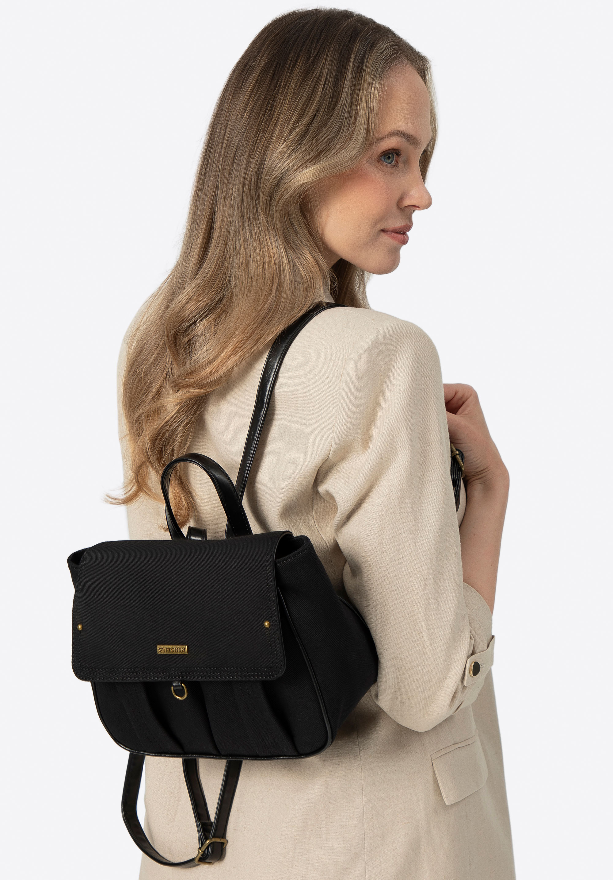 Damen-Mini-Rucksack mit Klappe, schwarz, 100-4Y-441-1, Bild 1