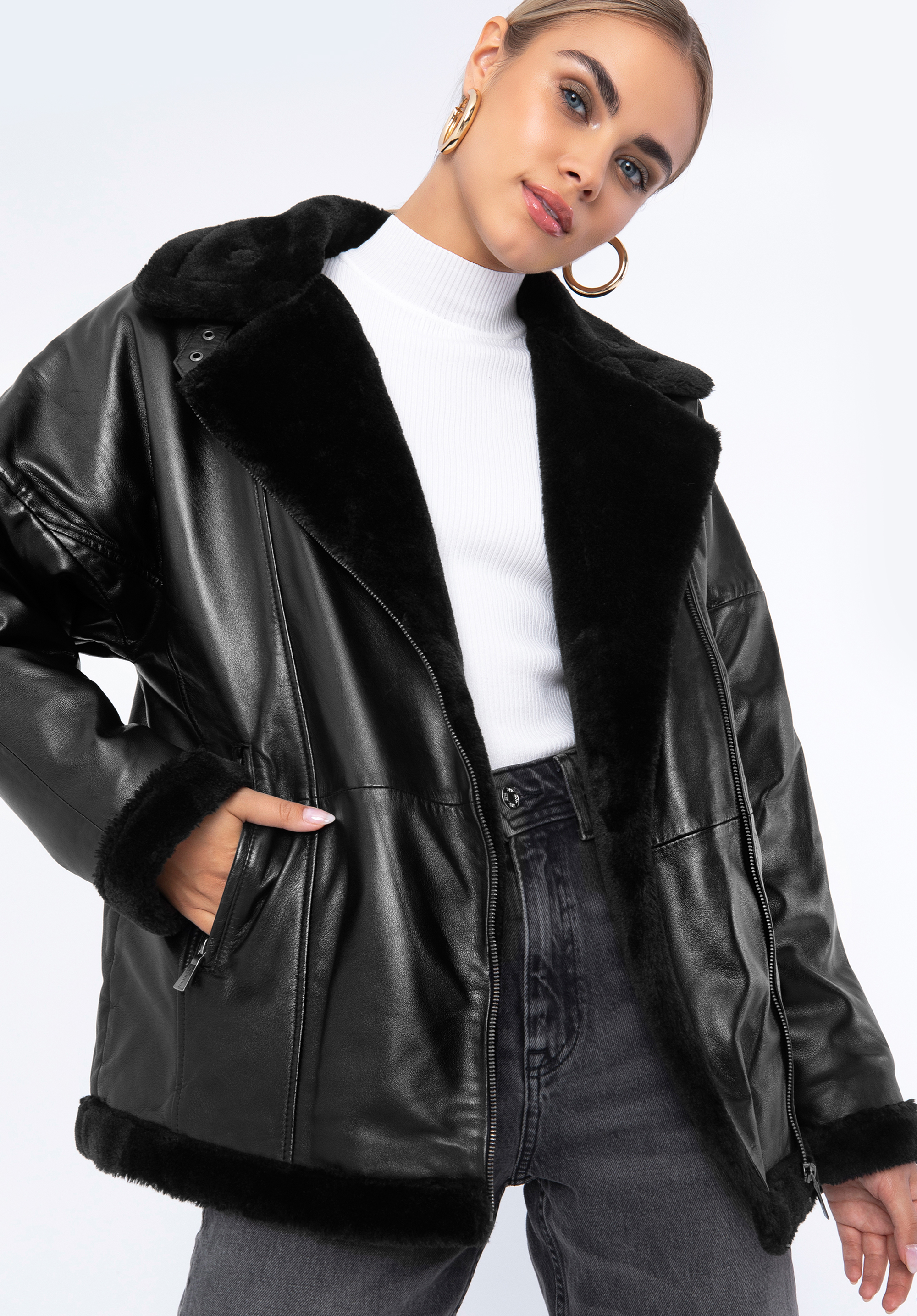 Damenjacke aus Leder mit Kunstpelz - Oversize