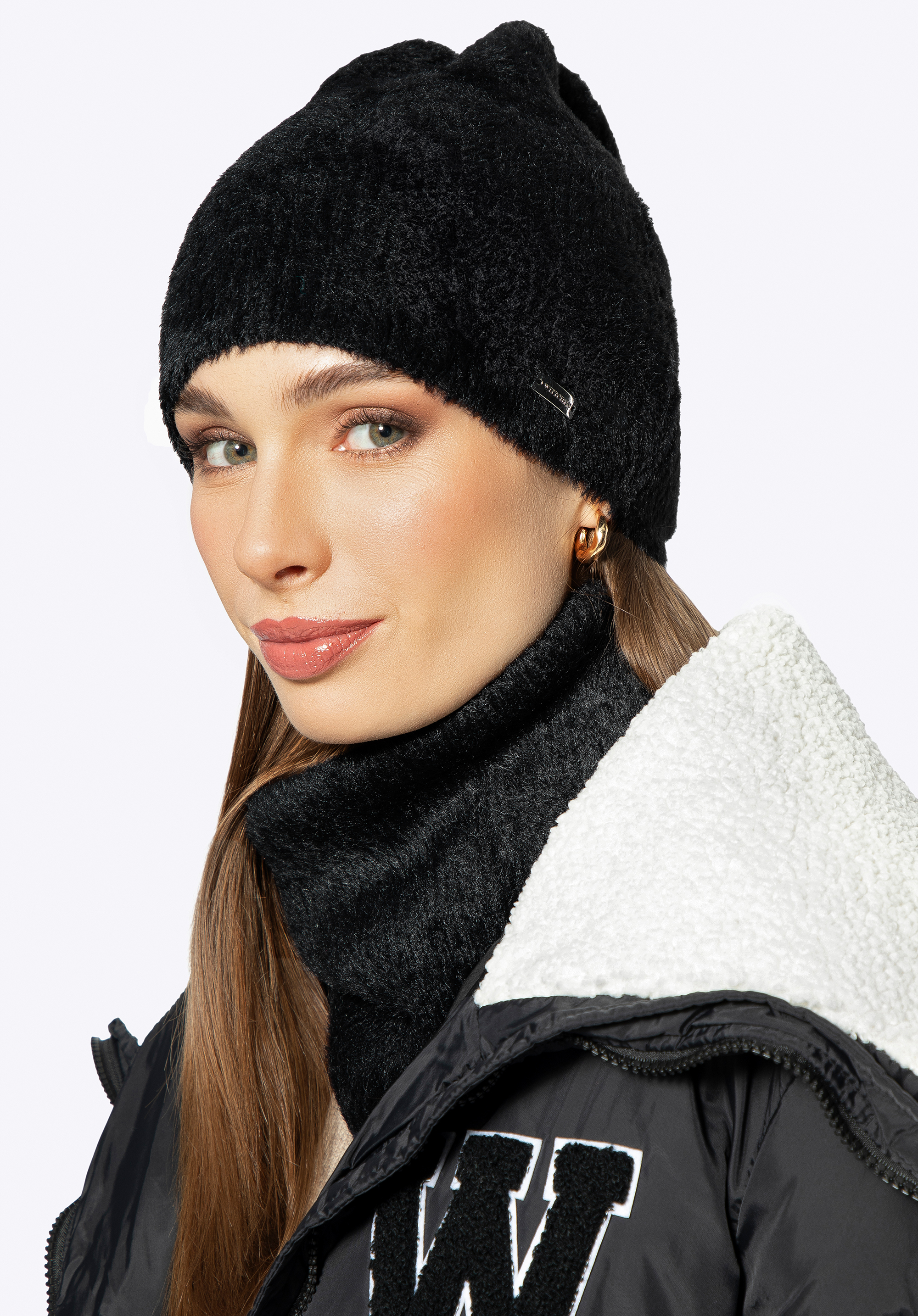 Damen-Winterset aus weichem Strick, schwarz, 99-SF-005-1, Bild 1