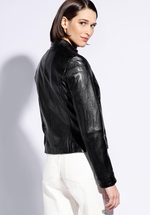 Damenjacke aus Leder mit Schulternähten, schwarz, 96-09-800-N-M, Bild 4