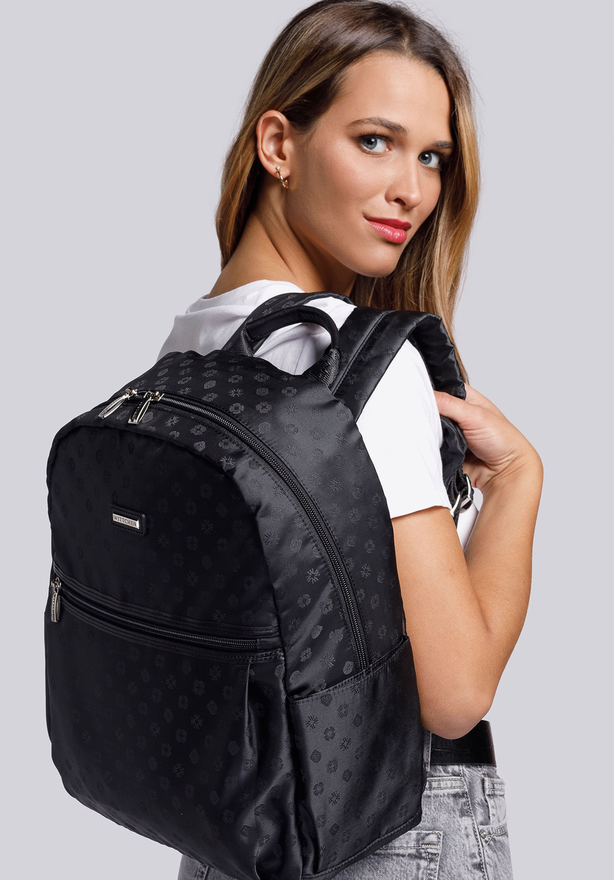 Damenrucksack aus Jacquard mit Monogramm, schwarz, 93-4-244-1, Bild 1