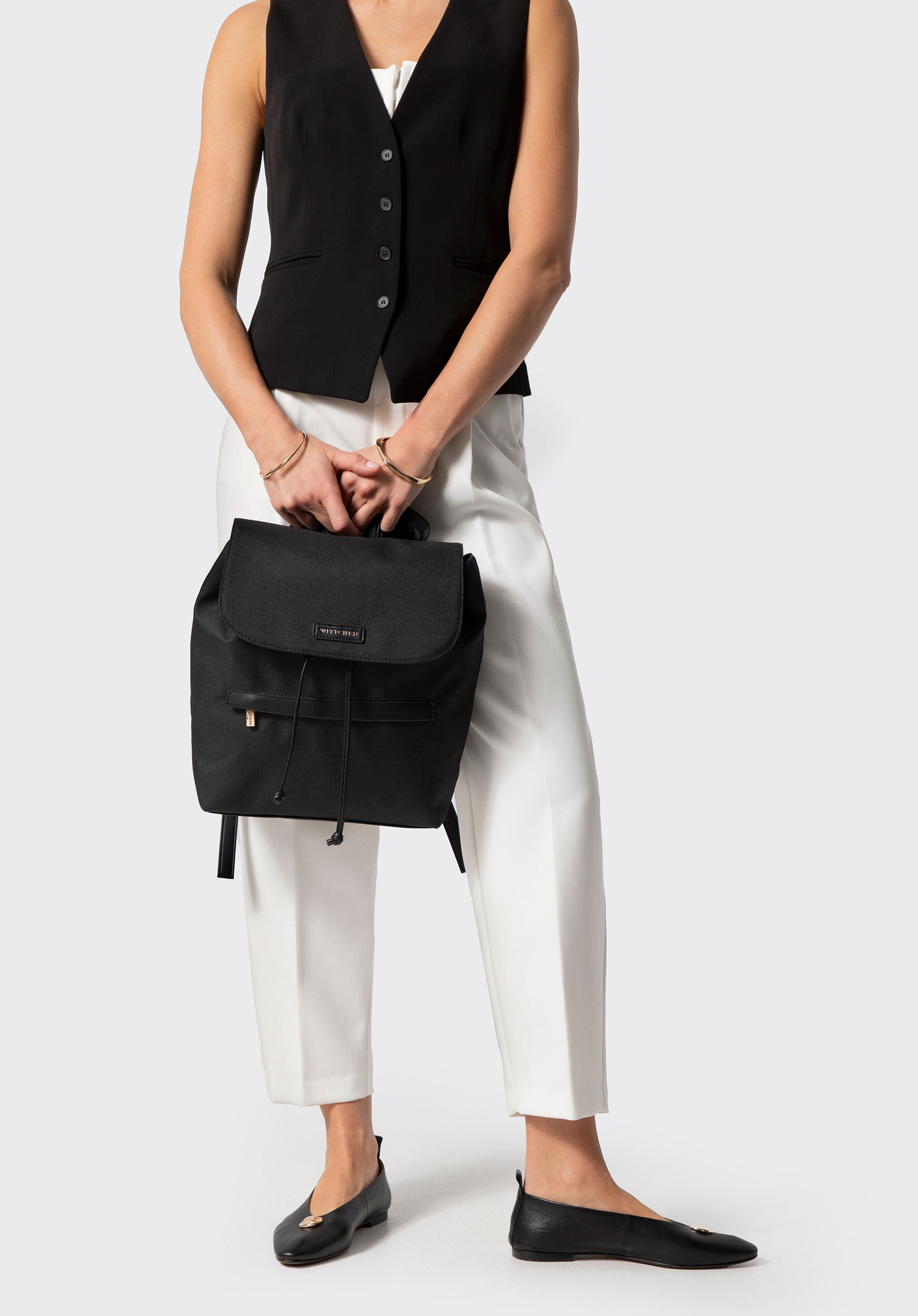 Damenrucksack mit Überschlagklappe, schwarz, 102-4Y-403-1, Bild 1