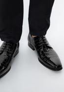 Derby-Schuhe aus Lackleder in Kroko-Optik, schwarz, 96-M-519-3C-45, Bild 16