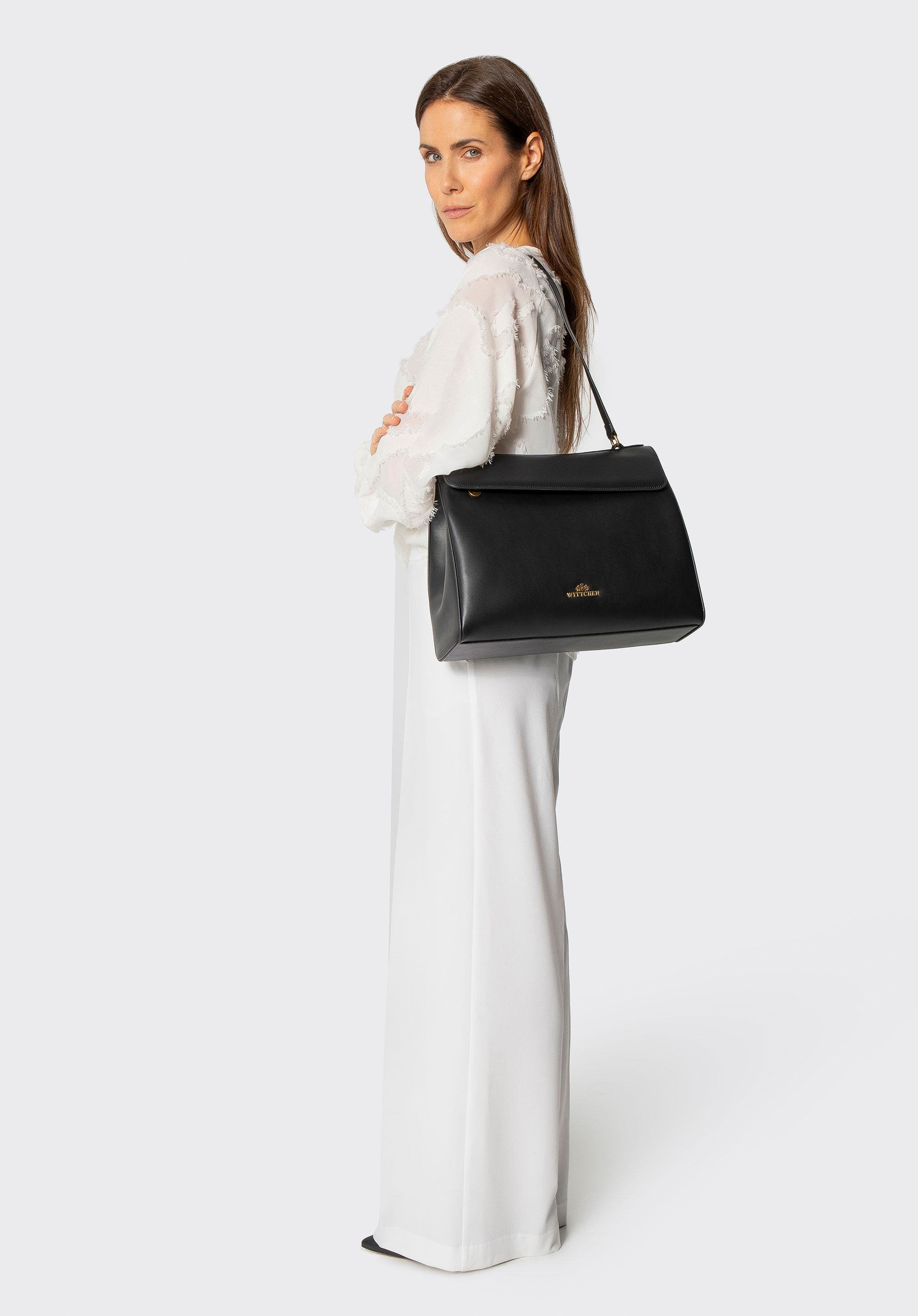 Geräumige Schultertasche aus Leder, schwarz, 101-4E-201-1, Bild 1