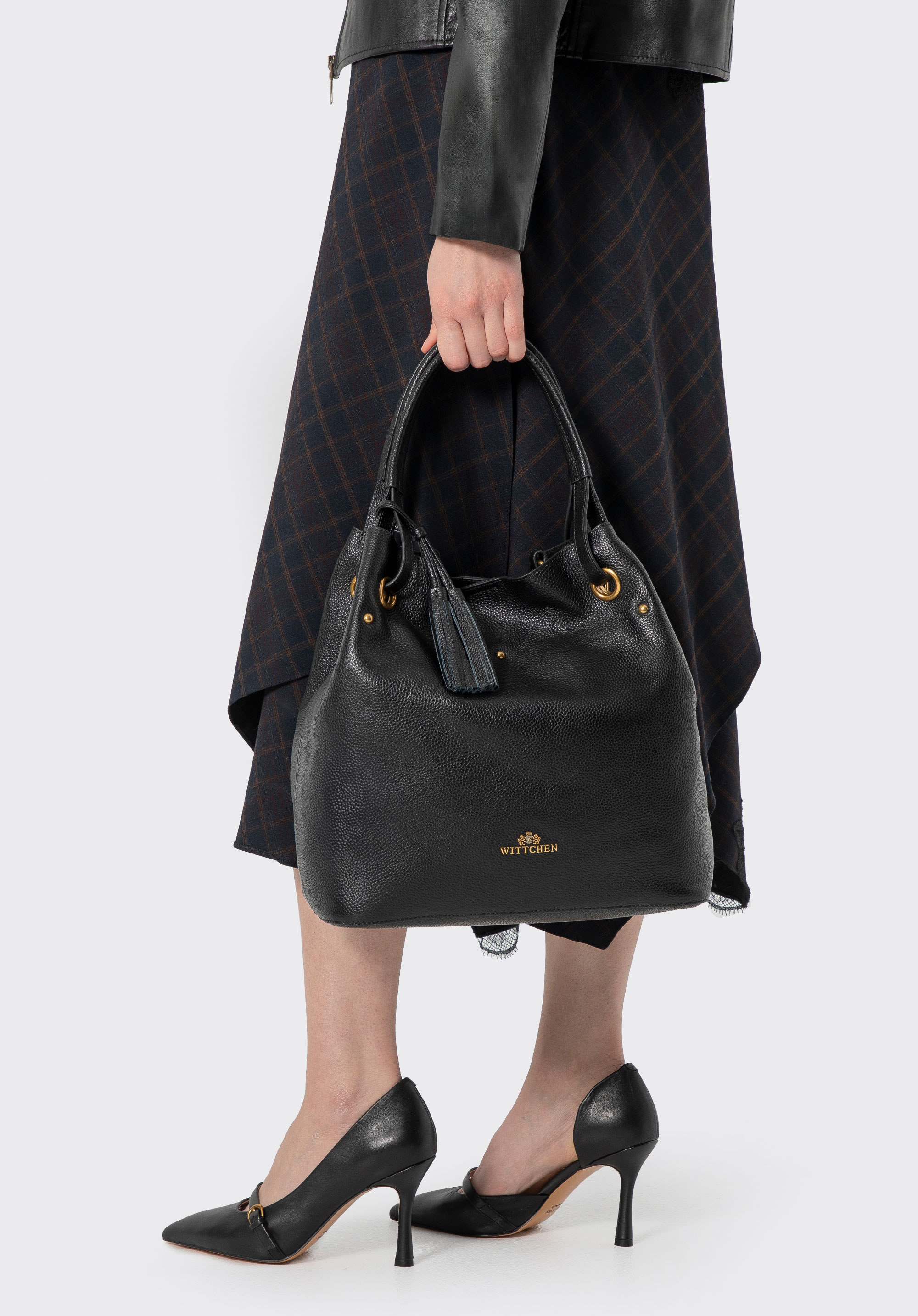 Große Hobo-Tasche aus Leder für Damen, schwarz-gold, 100-4E-633-1G, Bild 1